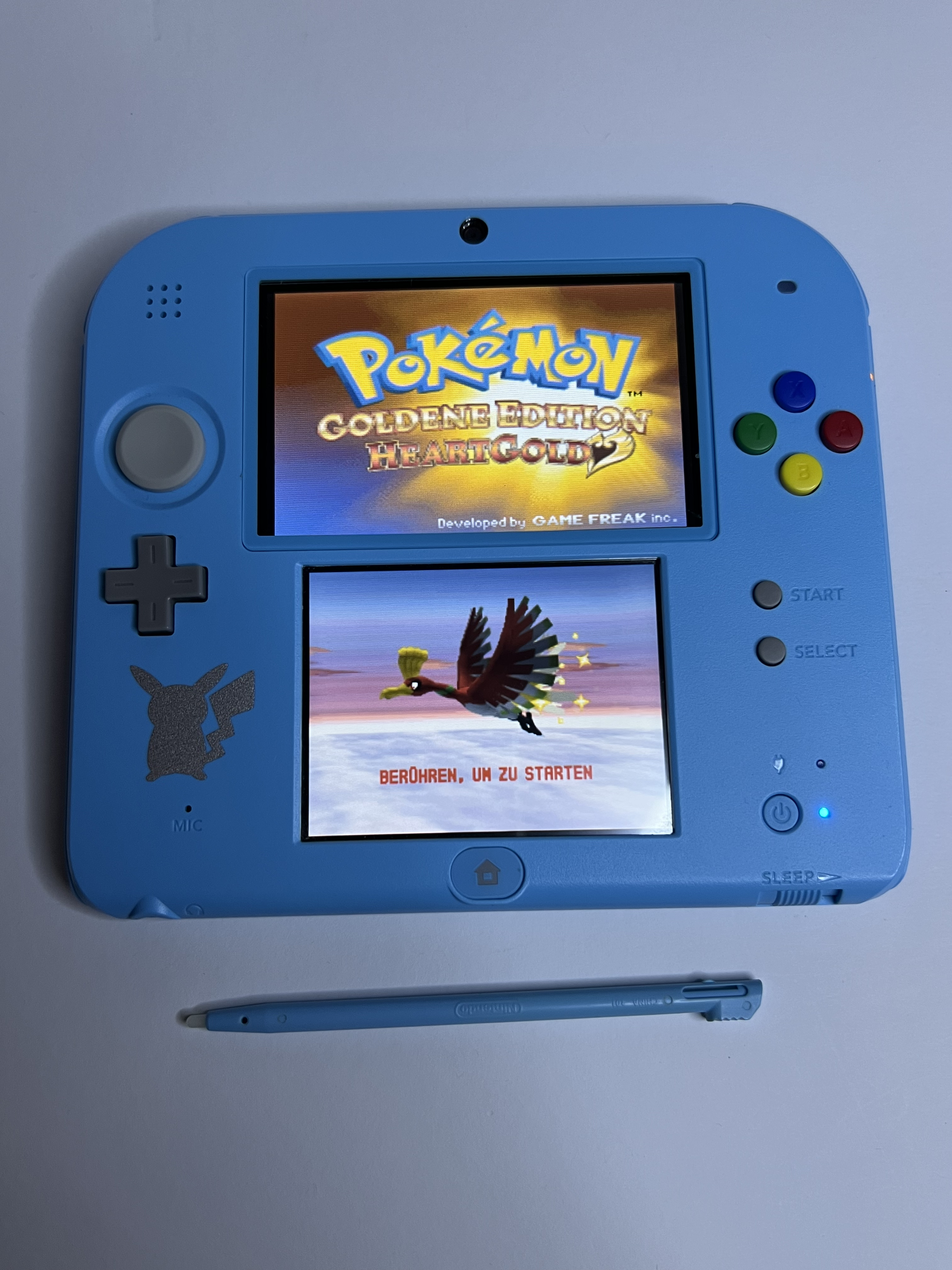 Nintendo 2DS Konsole Pokemon Mond Edition mit 128GB, Pokemon Bank, Poke Mover & vielen Extras