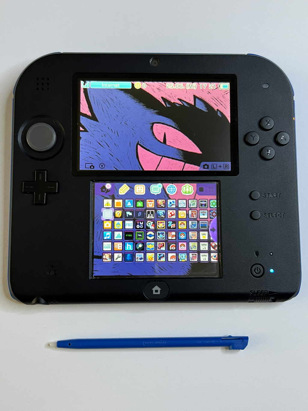 Nintendo 2DS Konsole schwarz blau mit 128GB, Pokemon Bank, Poke Mover & vielen Extras