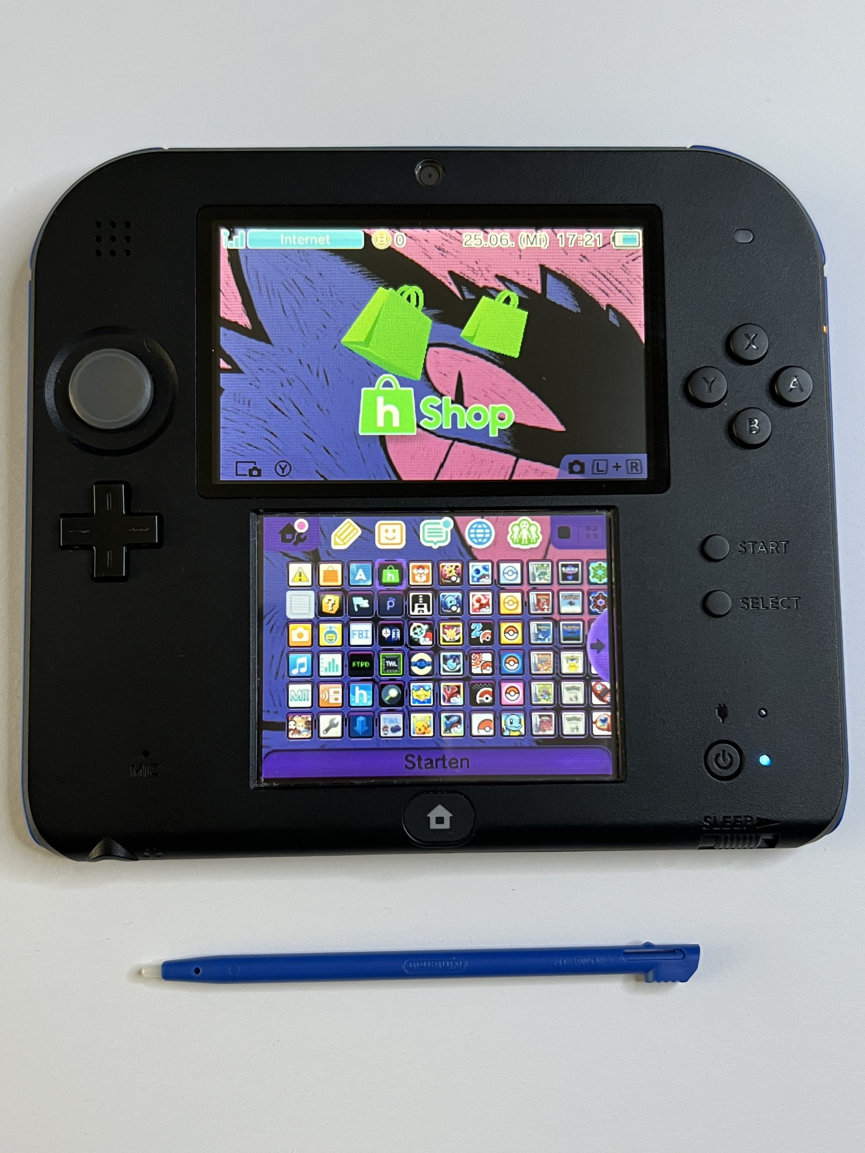 Nintendo 2DS Konsole schwarz blau CIB in OVP mit 128GB, Pokemon Bank, Poke Mover & vielen Extras