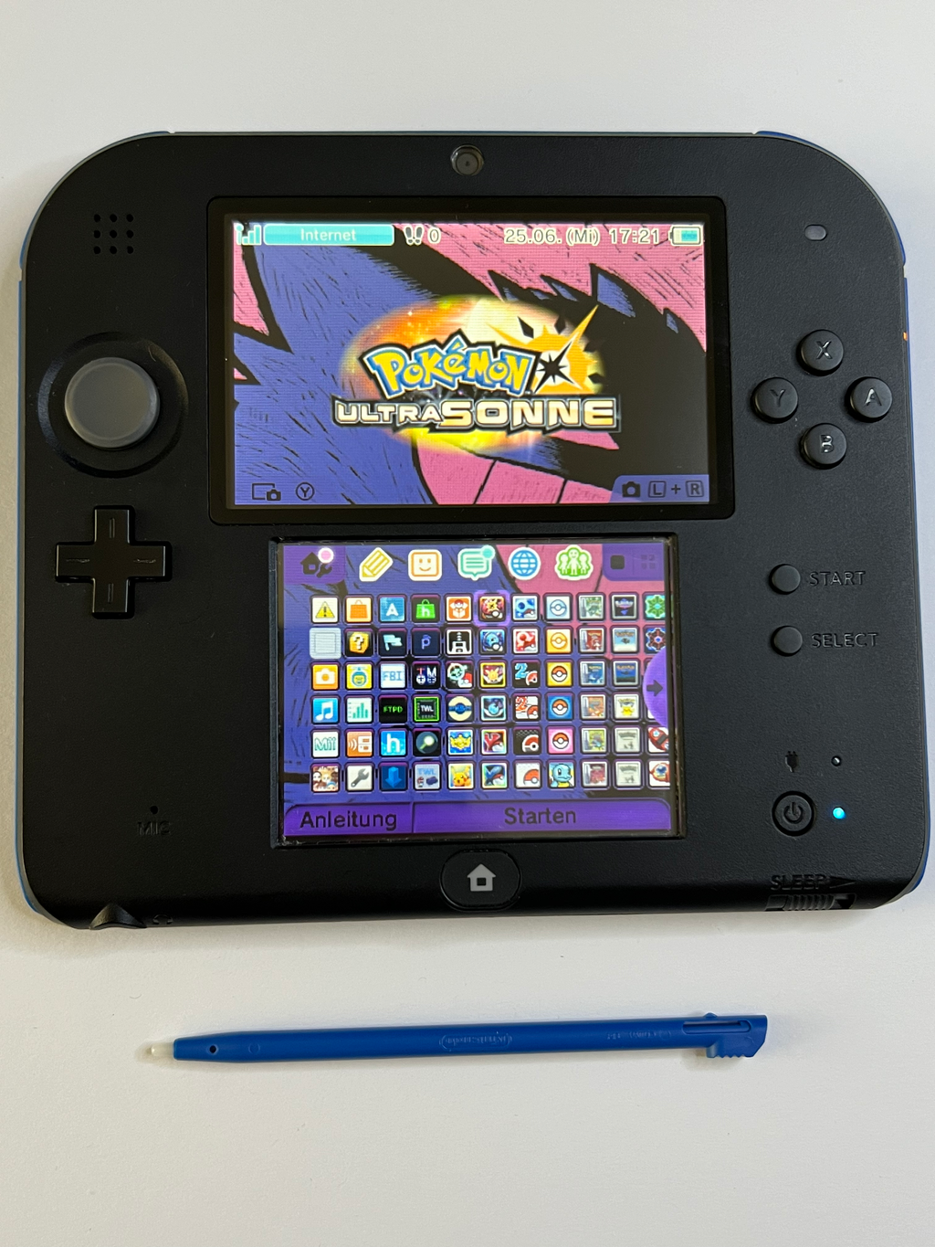 Nintendo 2DS Konsole schwarz blau mit 128GB, Pokemon Bank, Poke Mover & vielen Extras