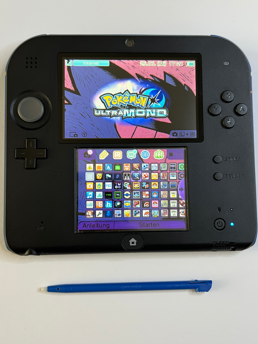 Nintendo 2DS Konsole schwarz blau mit 128GB, Pokemon Bank, Poke Mover & vielen Extras