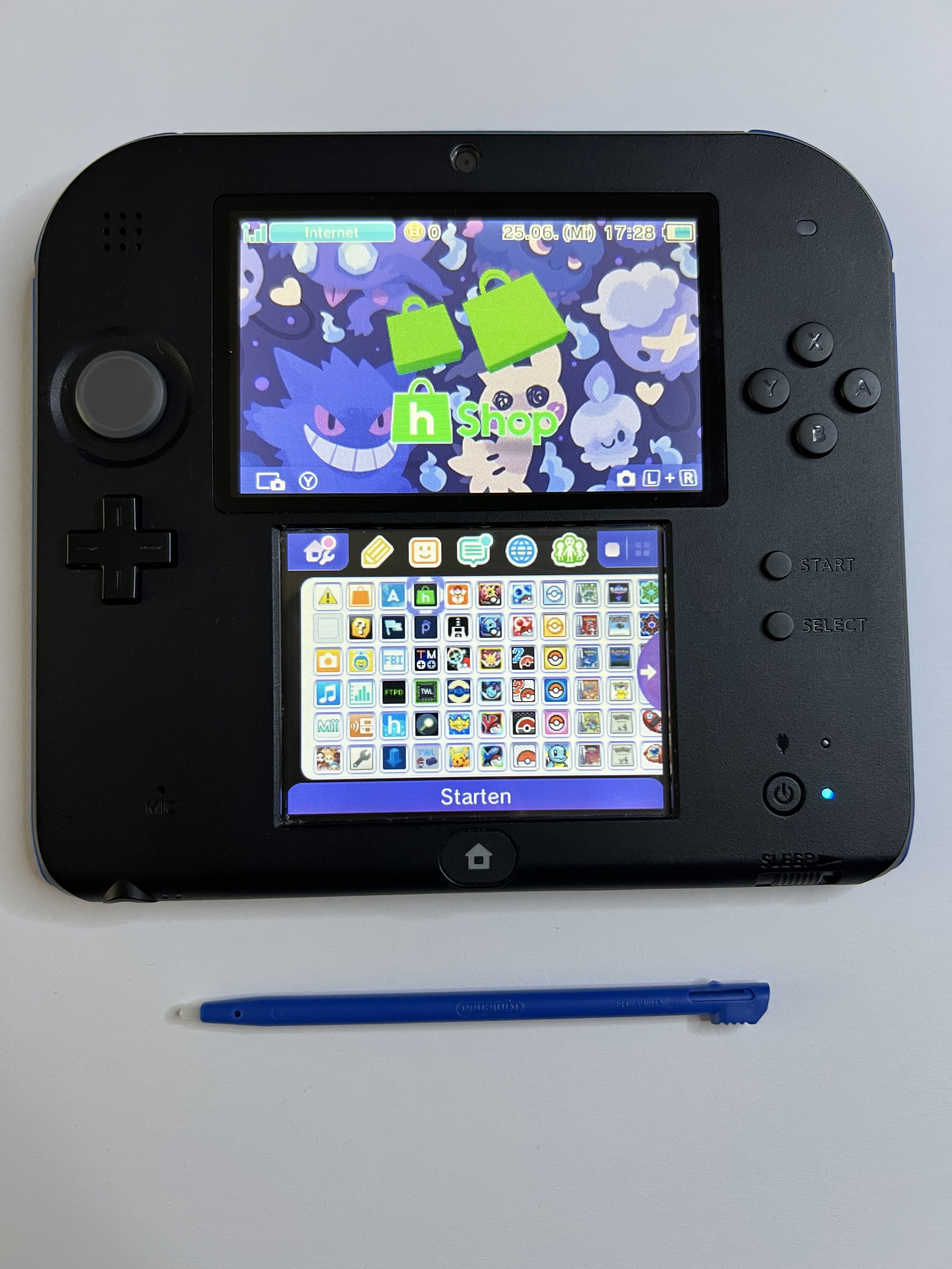 Nintendo 2DS Konsole schwarz blau mit 128GB, Pokemon Bank, Poke Mover & vielen Extras