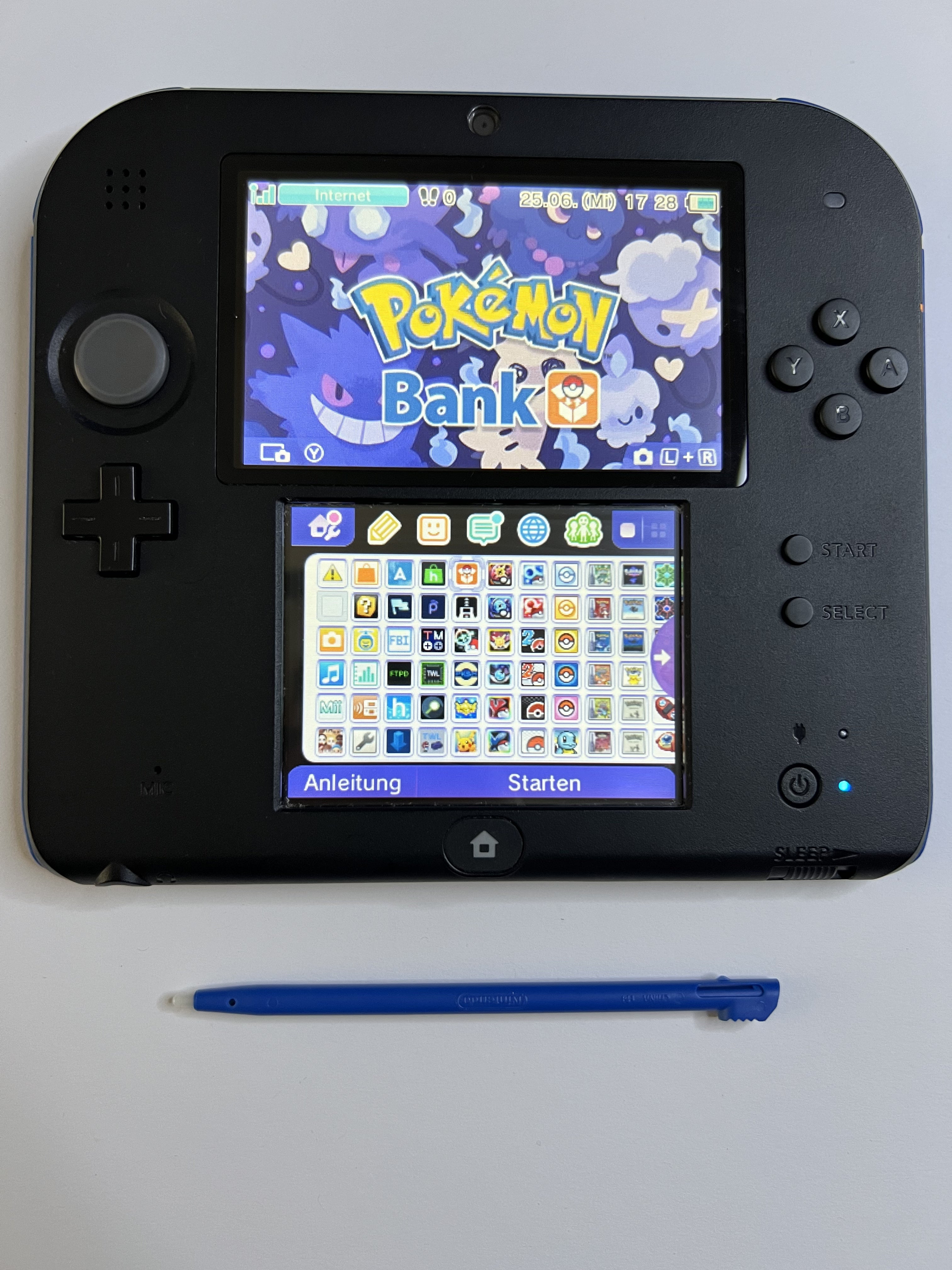 Nintendo 2DS Konsole schwarz blau mit 128GB, Pokemon Bank, Poke Mover & vielen Extras