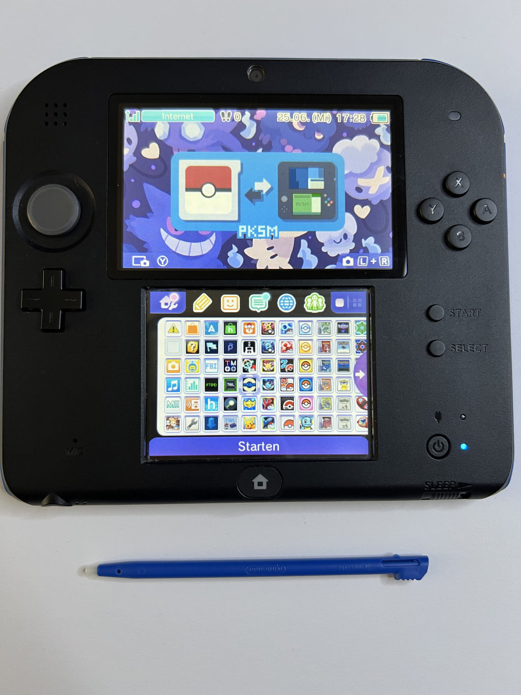 Nintendo 2DS Konsole schwarz blau mit 128GB, Pokemon Bank, Poke Mover & vielen Extras
