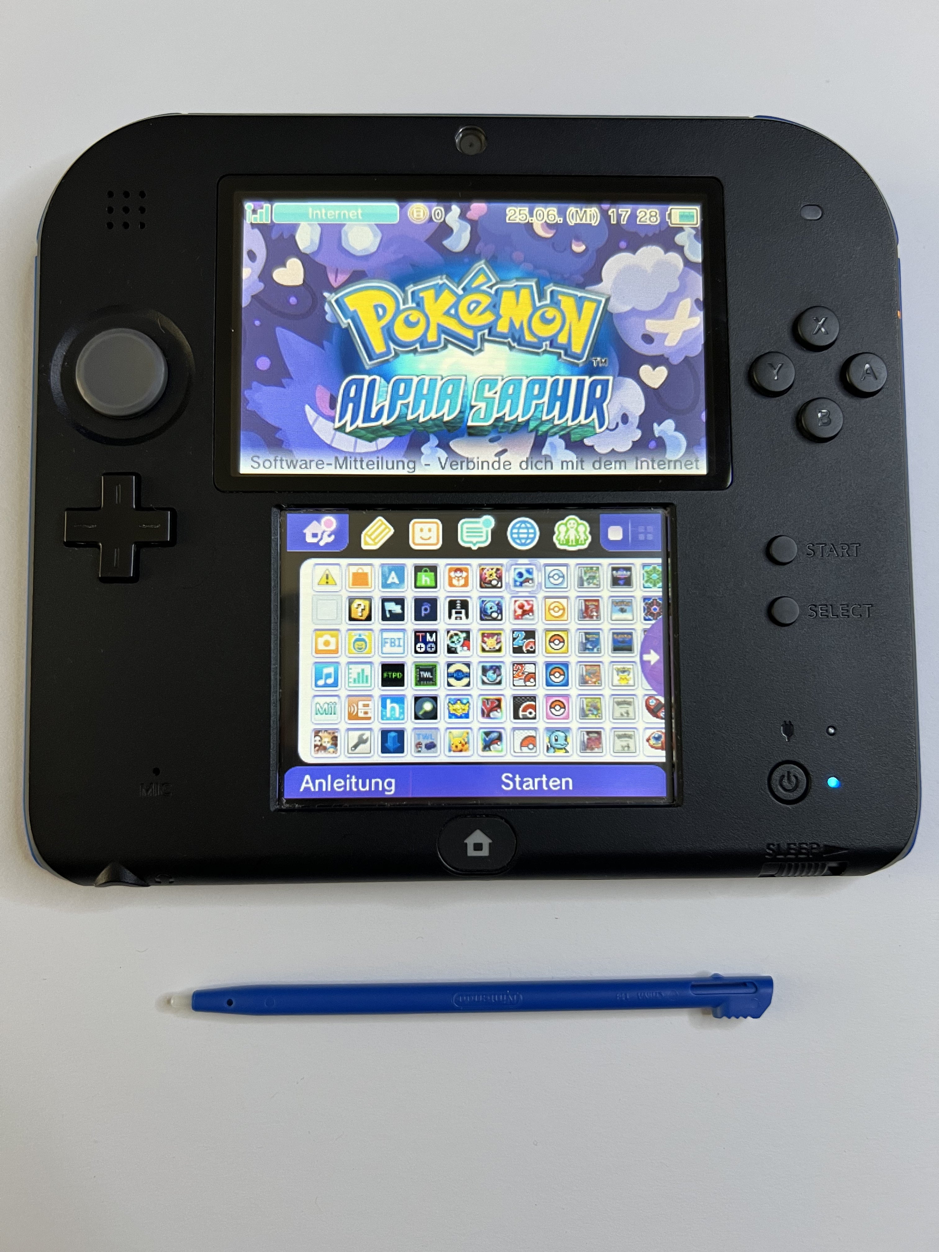 Nintendo 2DS Konsole schwarz blau mit 128GB, Pokemon Bank, Poke Mover & vielen Extras