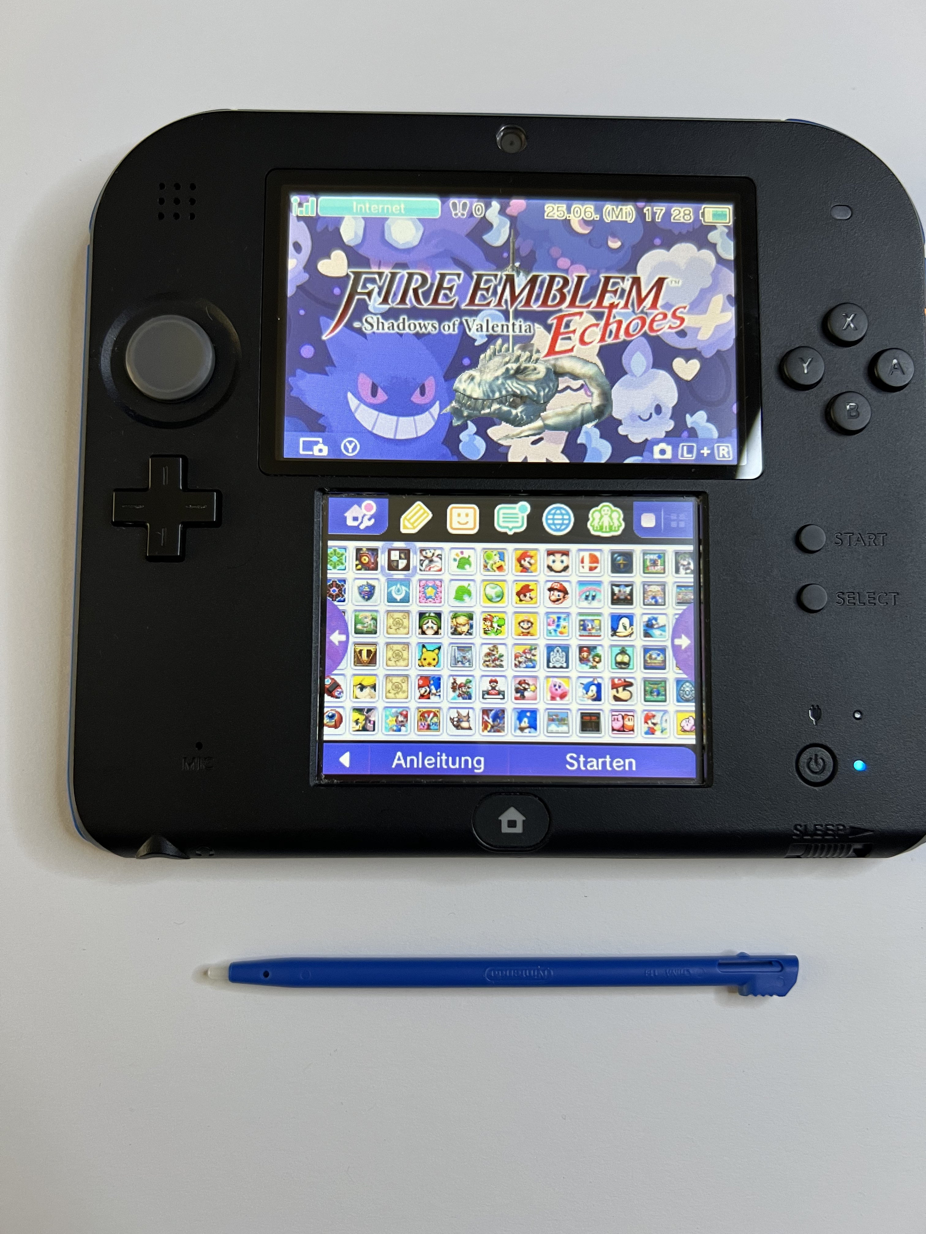 Nintendo 2DS Konsole schwarz blau mit 128GB, Pokemon Bank, Poke Mover & vielen Extras