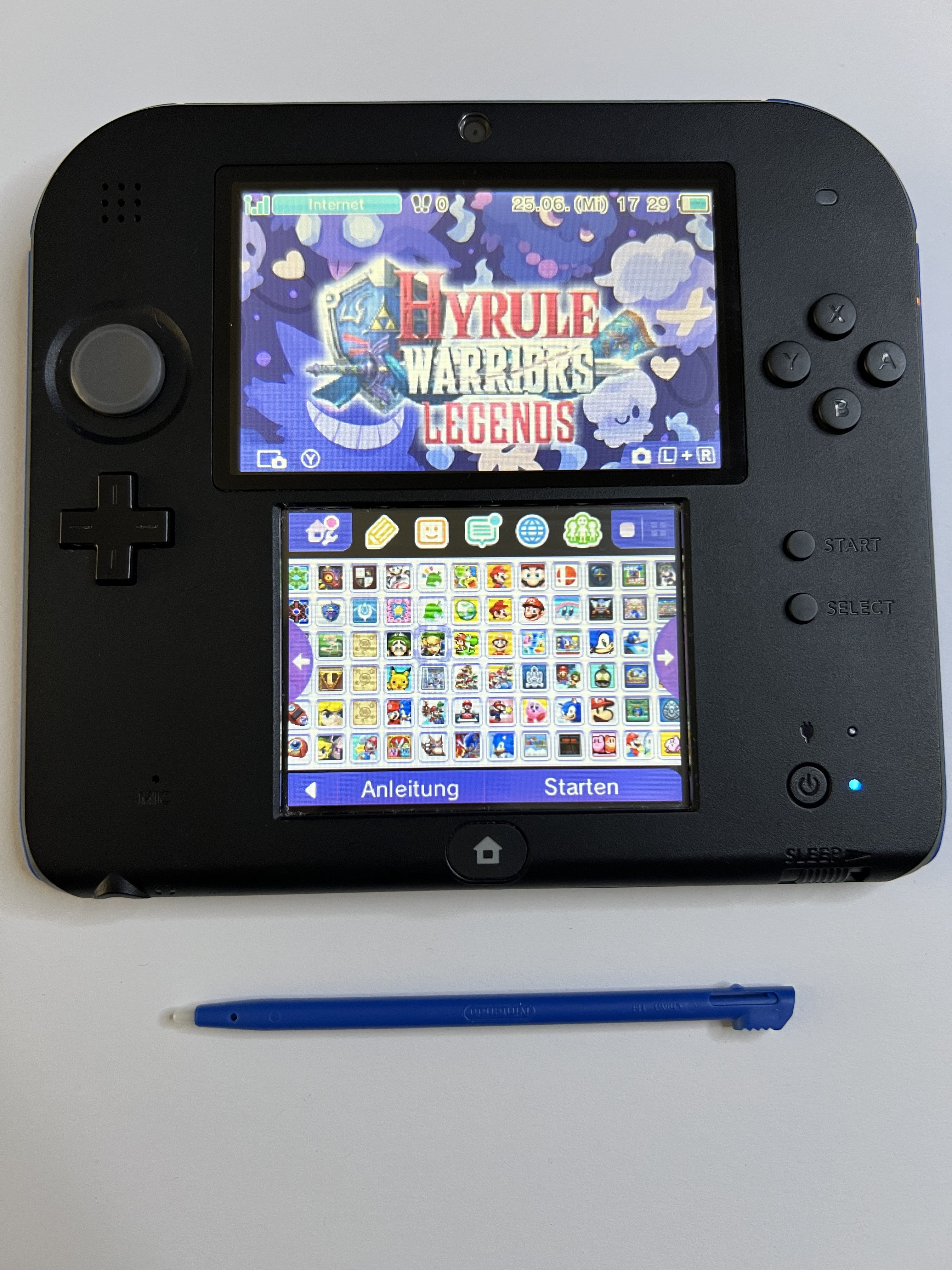 Nintendo 2DS Konsole schwarz blau mit 128GB, Pokemon Bank, Poke Mover & vielen Extras