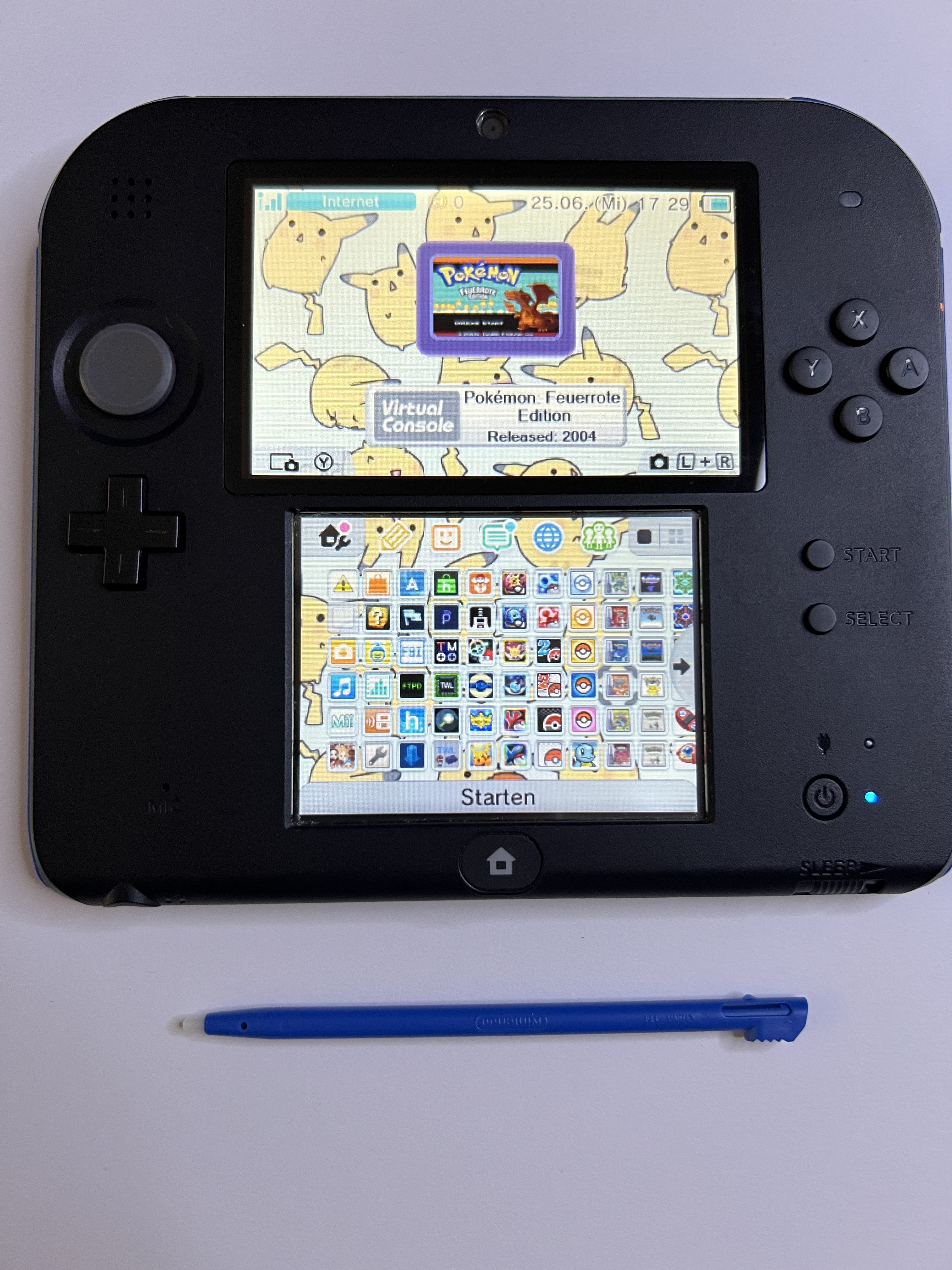 Nintendo 2DS Konsole schwarz blau mit 128GB, Pokemon Bank, Poke Mover & vielen Extras