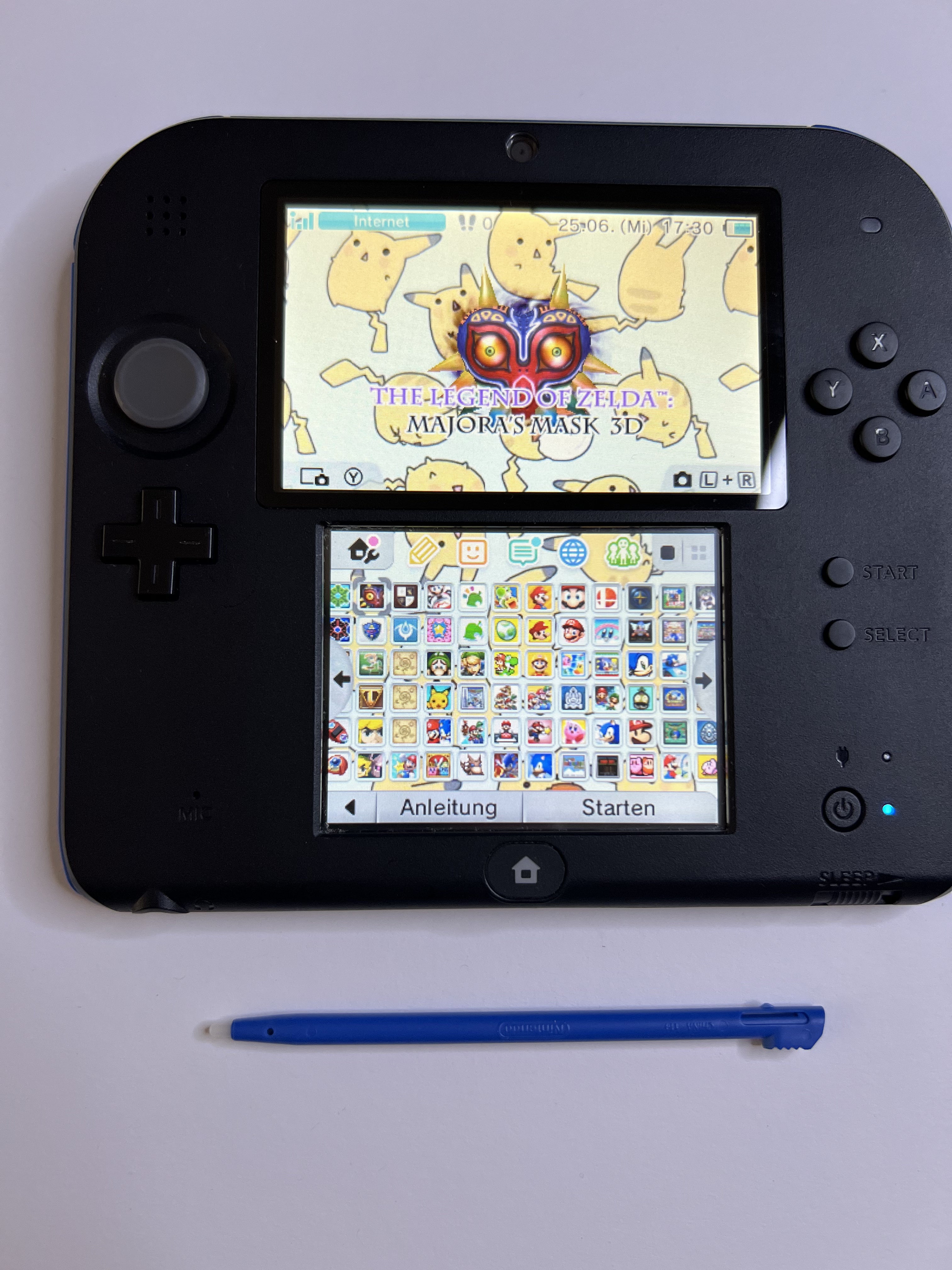 Nintendo 2DS Konsole schwarz blau mit 128GB, Pokemon Bank, Poke Mover & vielen Extras