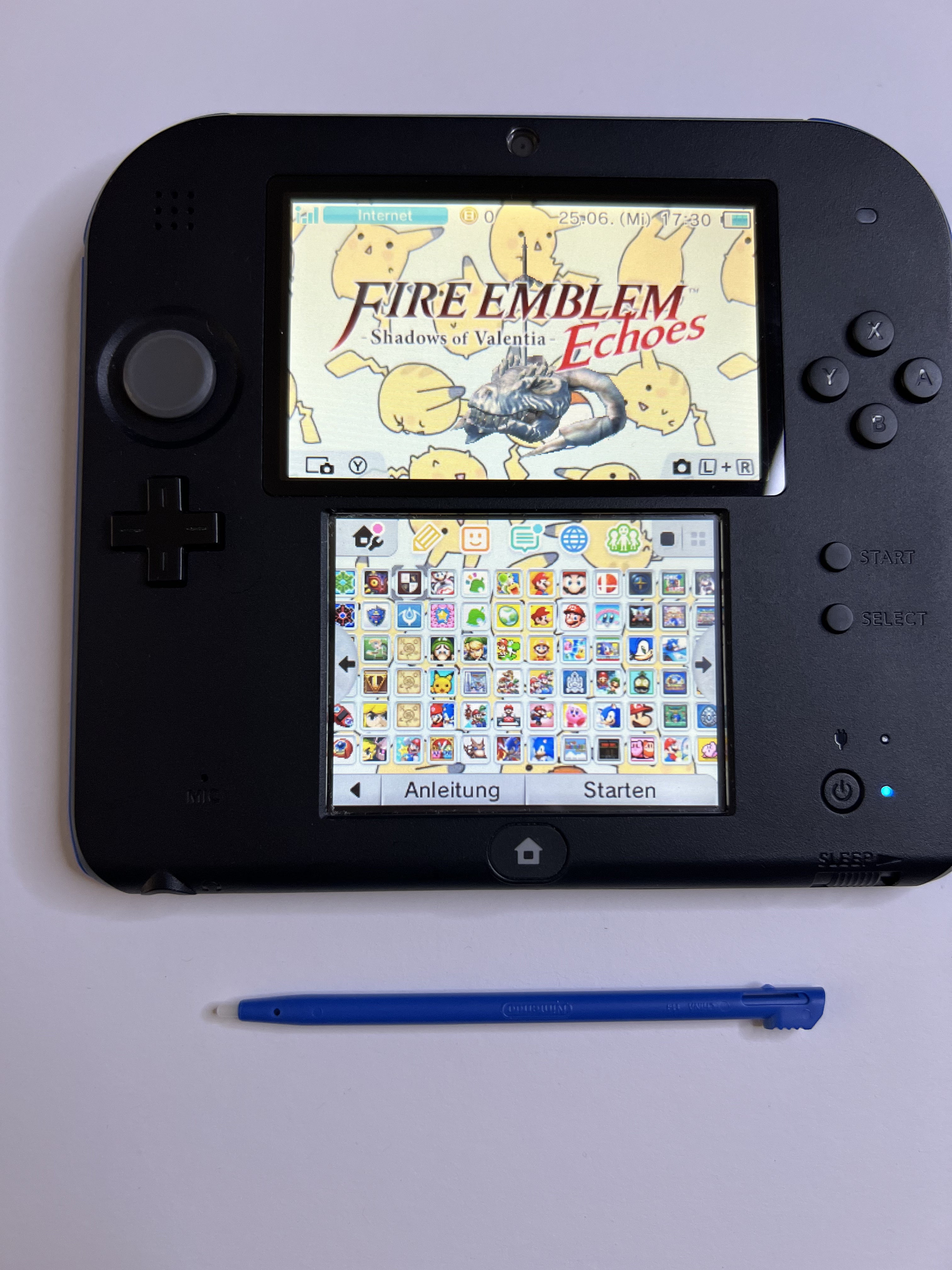 Nintendo 2DS Konsole schwarz blau mit 128GB, Pokemon Bank, Poke Mover & vielen Extras