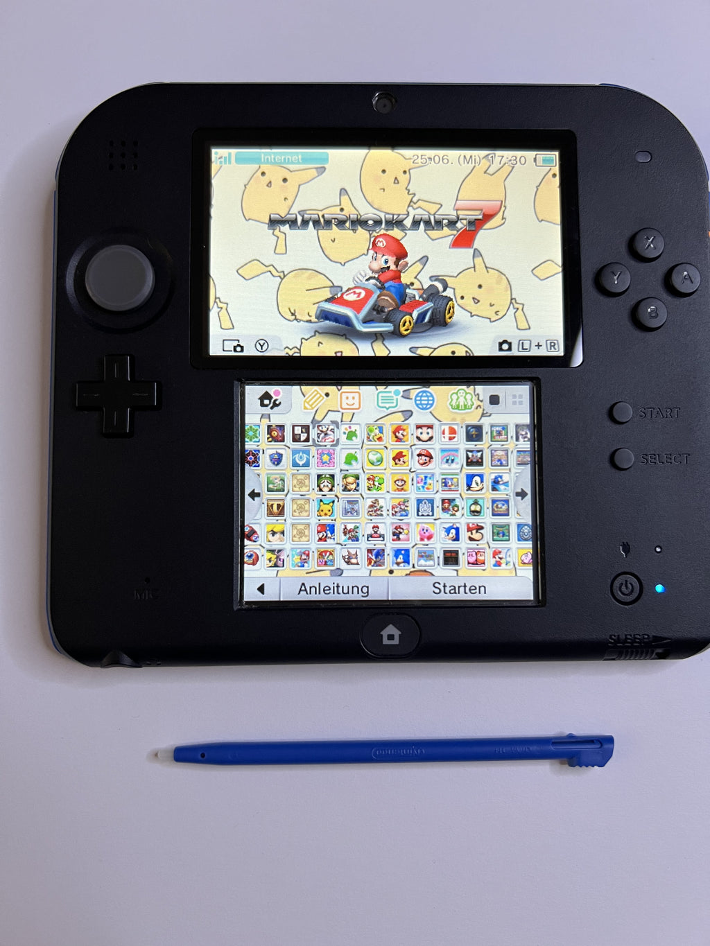 Nintendo 2DS Konsole schwarz blau mit 128GB, Pokemon Bank, Poke Mover & vielen Extras