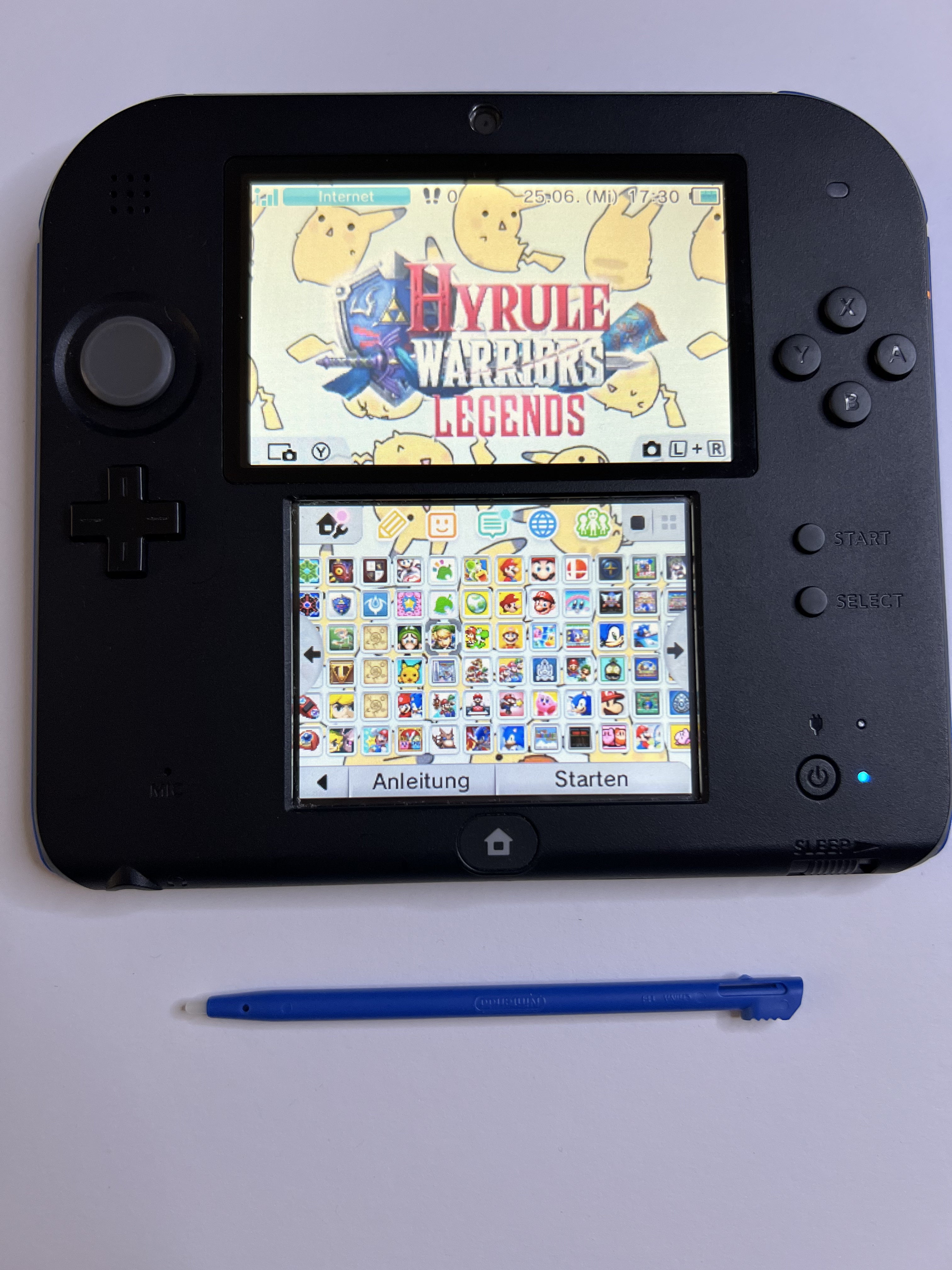 Nintendo 2DS Konsole schwarz blau mit 128GB, Pokemon Bank, Poke Mover & vielen Extras