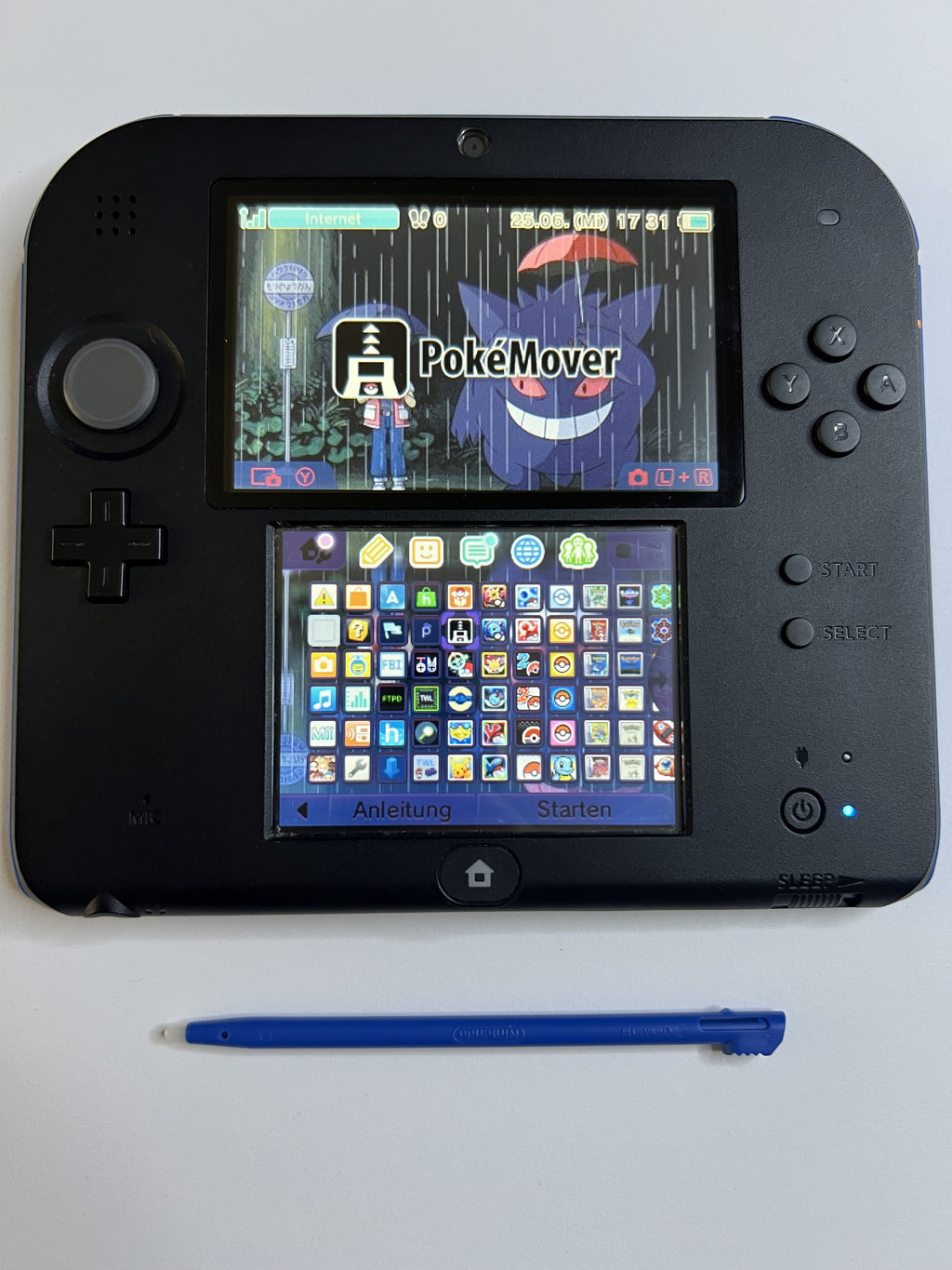 Nintendo 2DS Konsole schwarz blau mit 128GB, Pokemon Bank, Poke Mover & vielen Extras