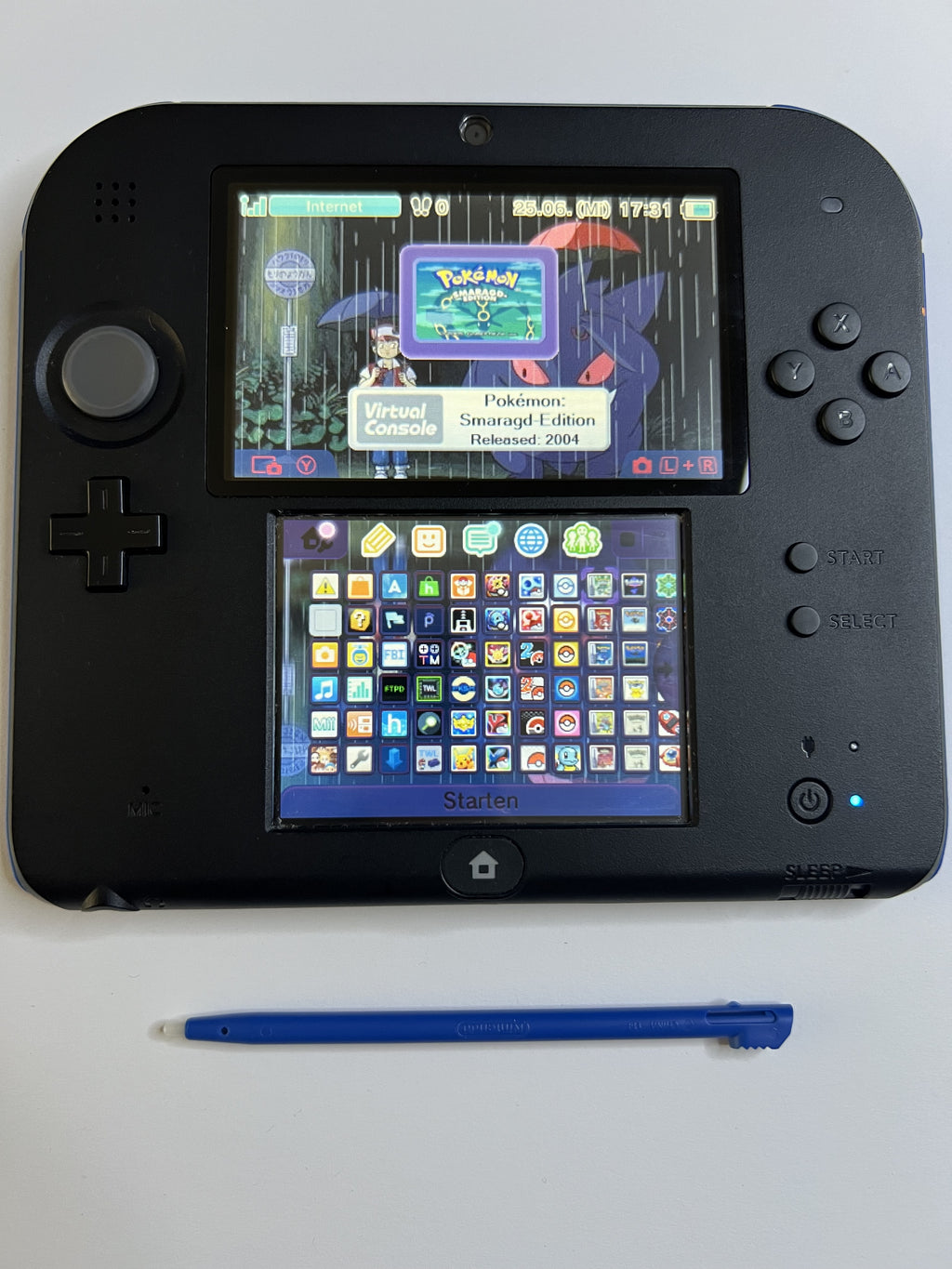 Nintendo 2DS Konsole schwarz blau mit 128GB, Pokemon Bank, Poke Mover & vielen Extras