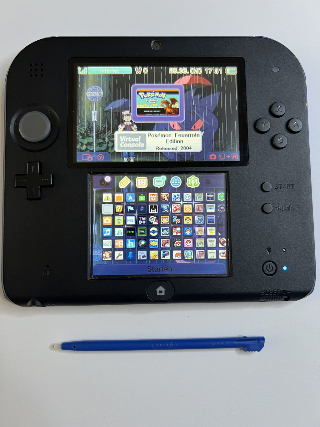 Nintendo 2DS Konsole schwarz blau mit 128GB, Pokemon Bank, Poke Mover & vielen Extras