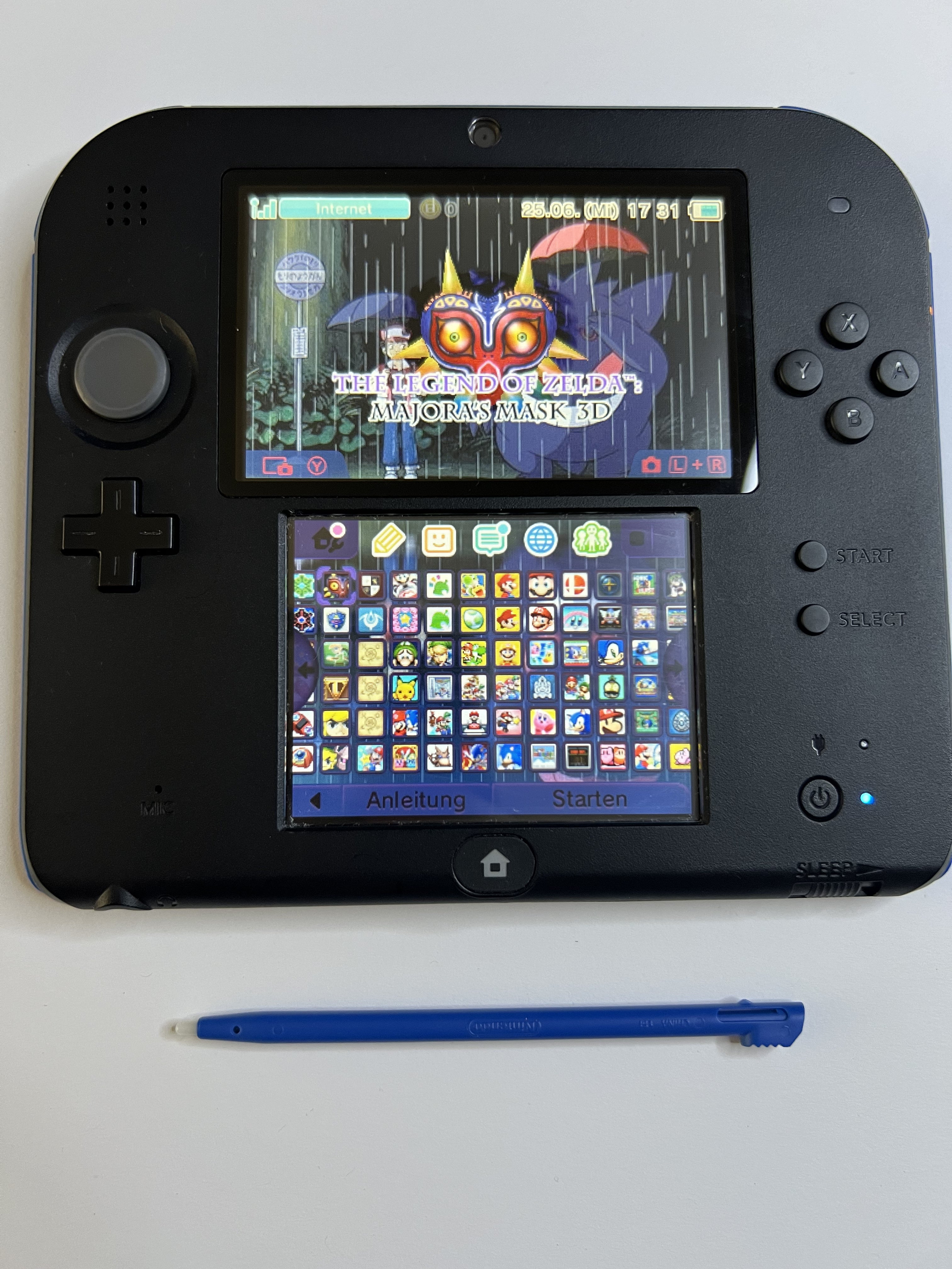Nintendo 2DS Konsole schwarz blau mit 128GB, Pokemon Bank, Poke Mover & vielen Extras