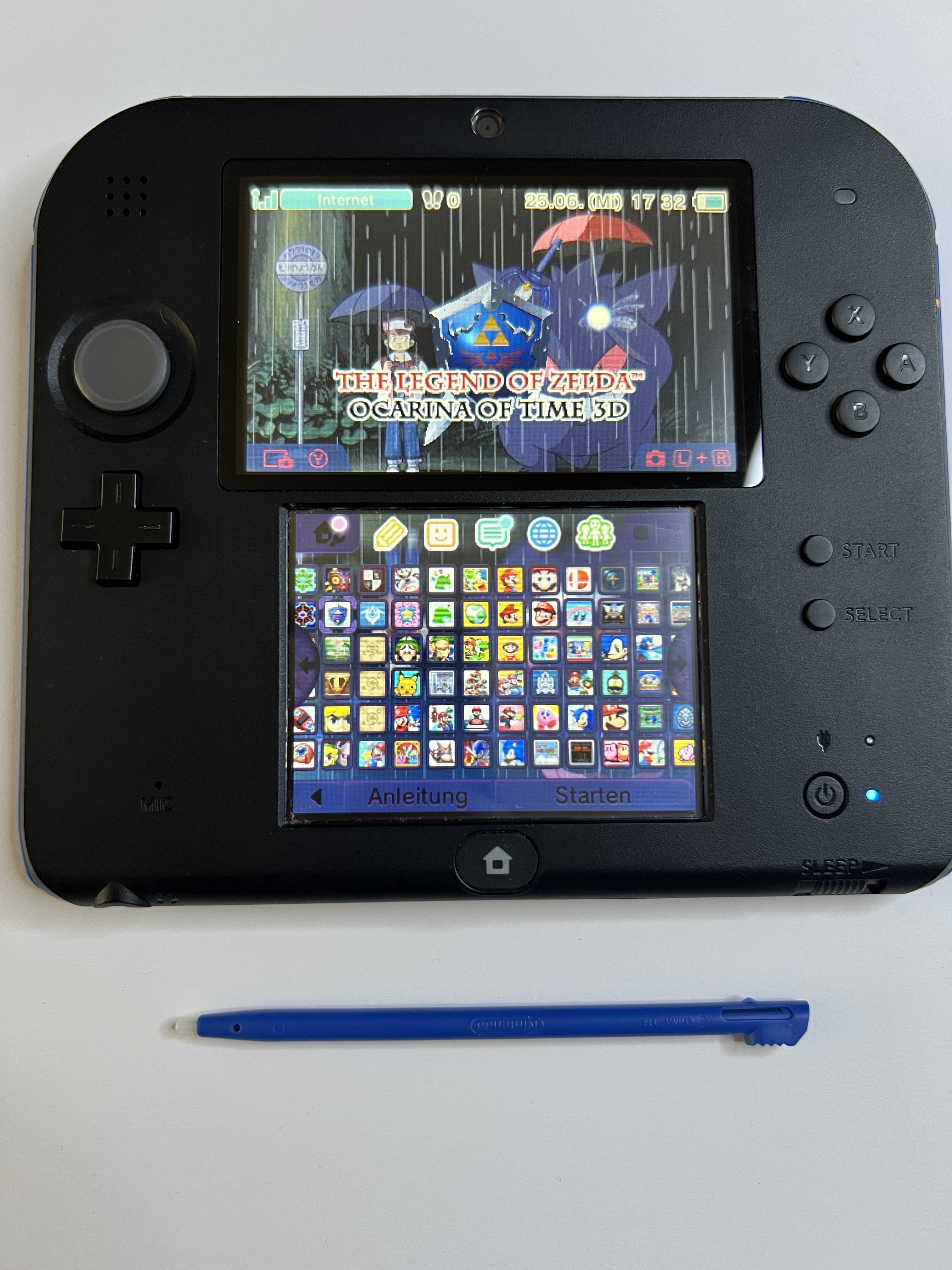 Nintendo 2DS Konsole schwarz blau mit 128GB, Pokemon Bank, Poke Mover & vielen Extras