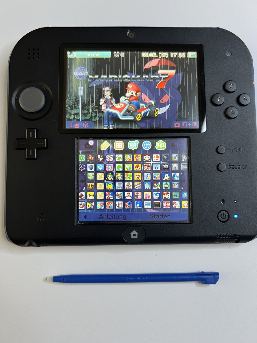 Nintendo 2DS Konsole schwarz blau mit 128GB, Pokemon Bank, Poke Mover & vielen Extras