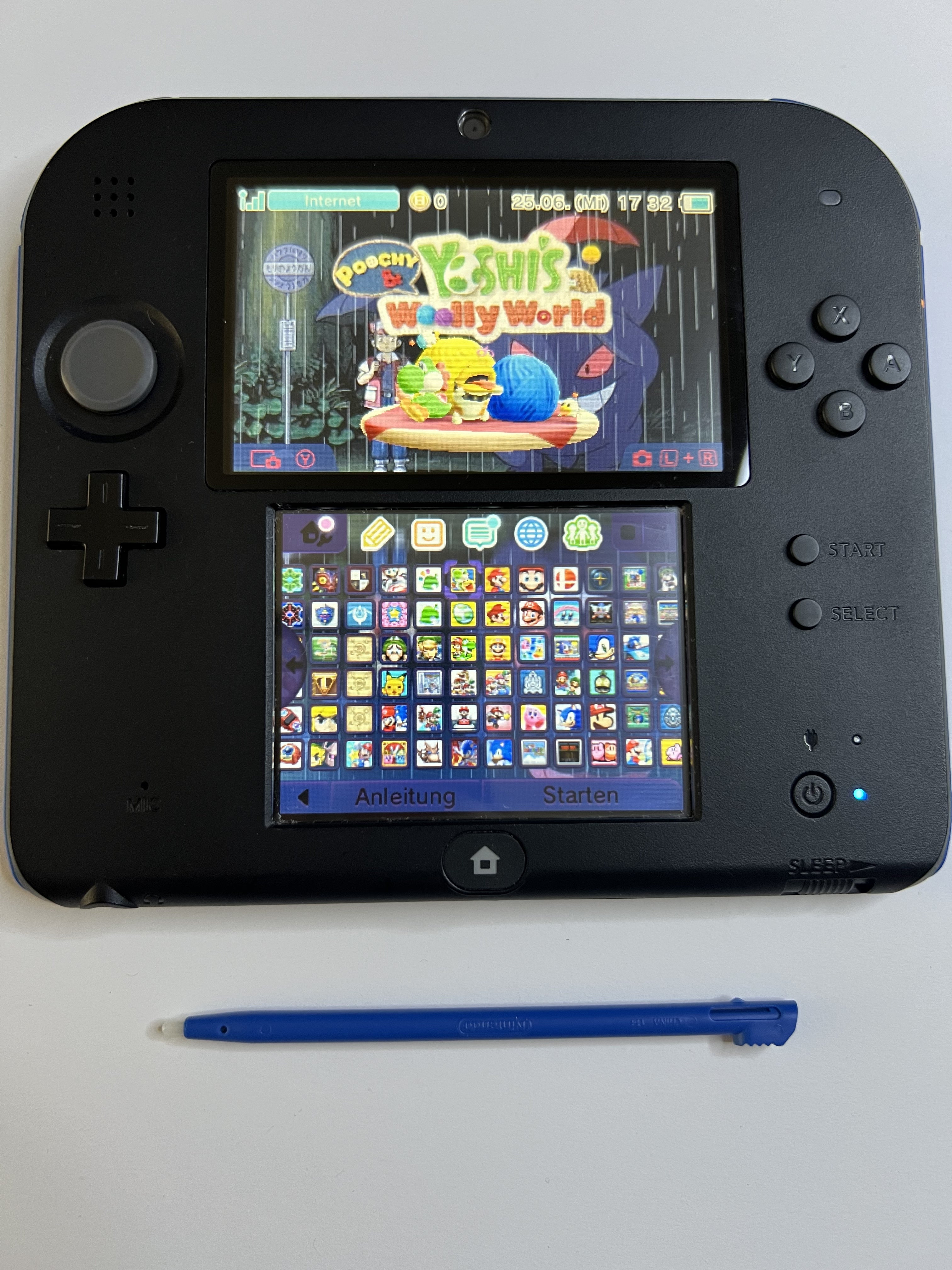 Nintendo 2DS Konsole schwarz blau mit 128GB, Pokemon Bank, Poke Mover & vielen Extras
