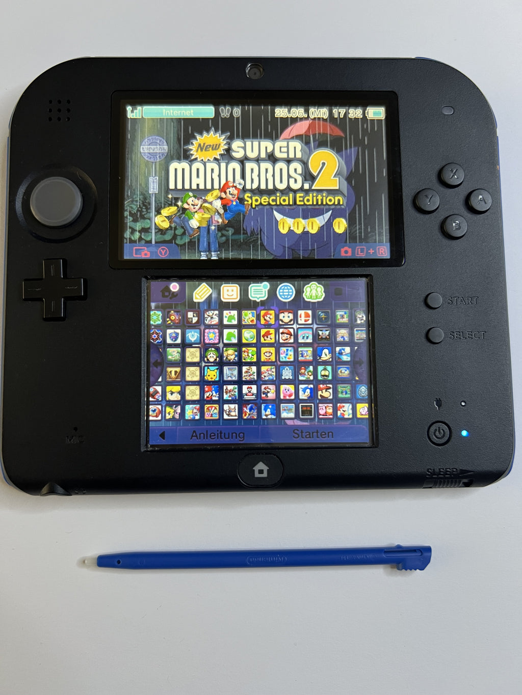 Nintendo 2DS Konsole schwarz blau mit 128GB, Pokemon Bank, Poke Mover & vielen Extras