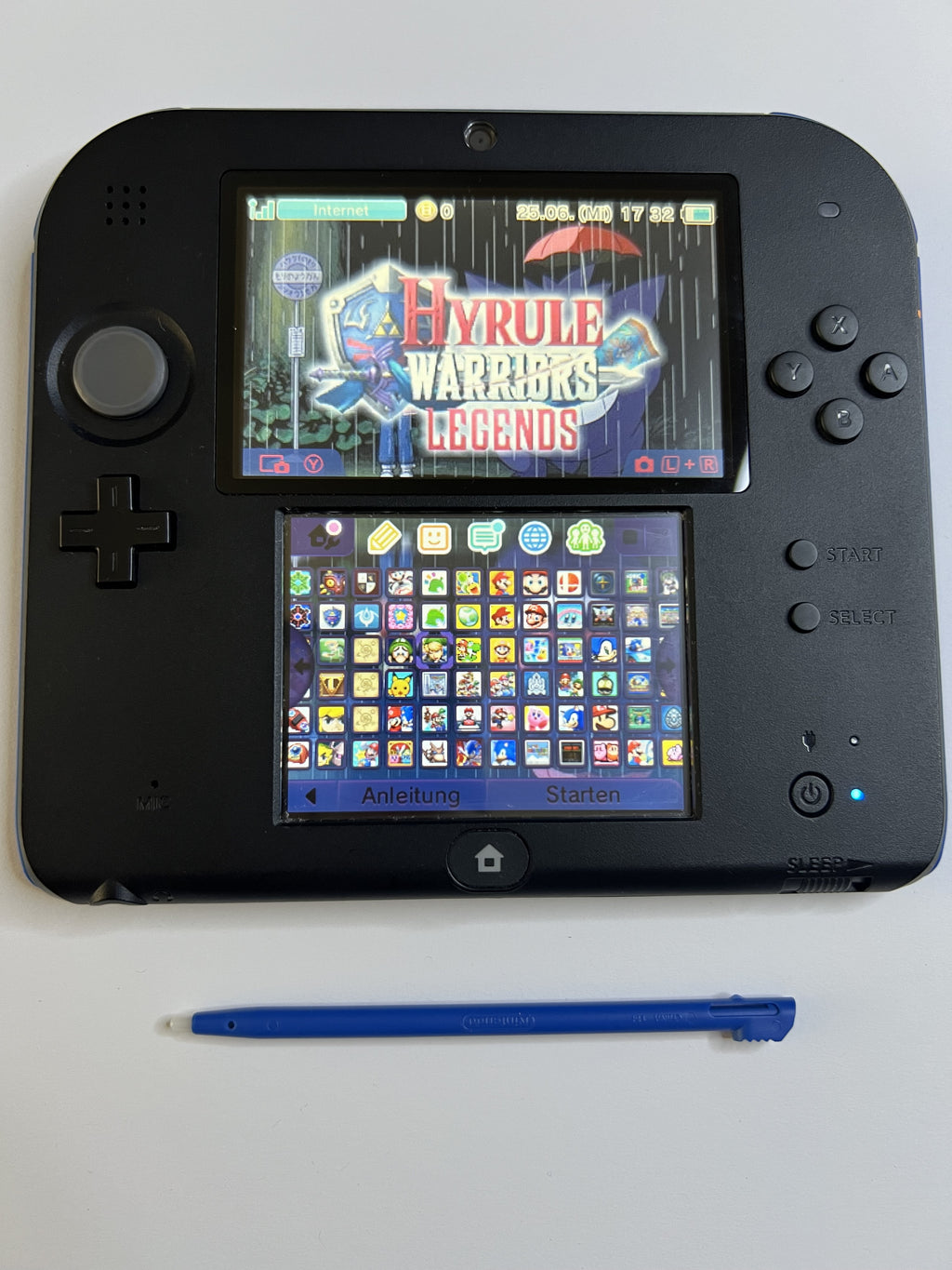 Nintendo 2DS Konsole schwarz blau mit 128GB, Pokemon Bank, Poke Mover & vielen Extras