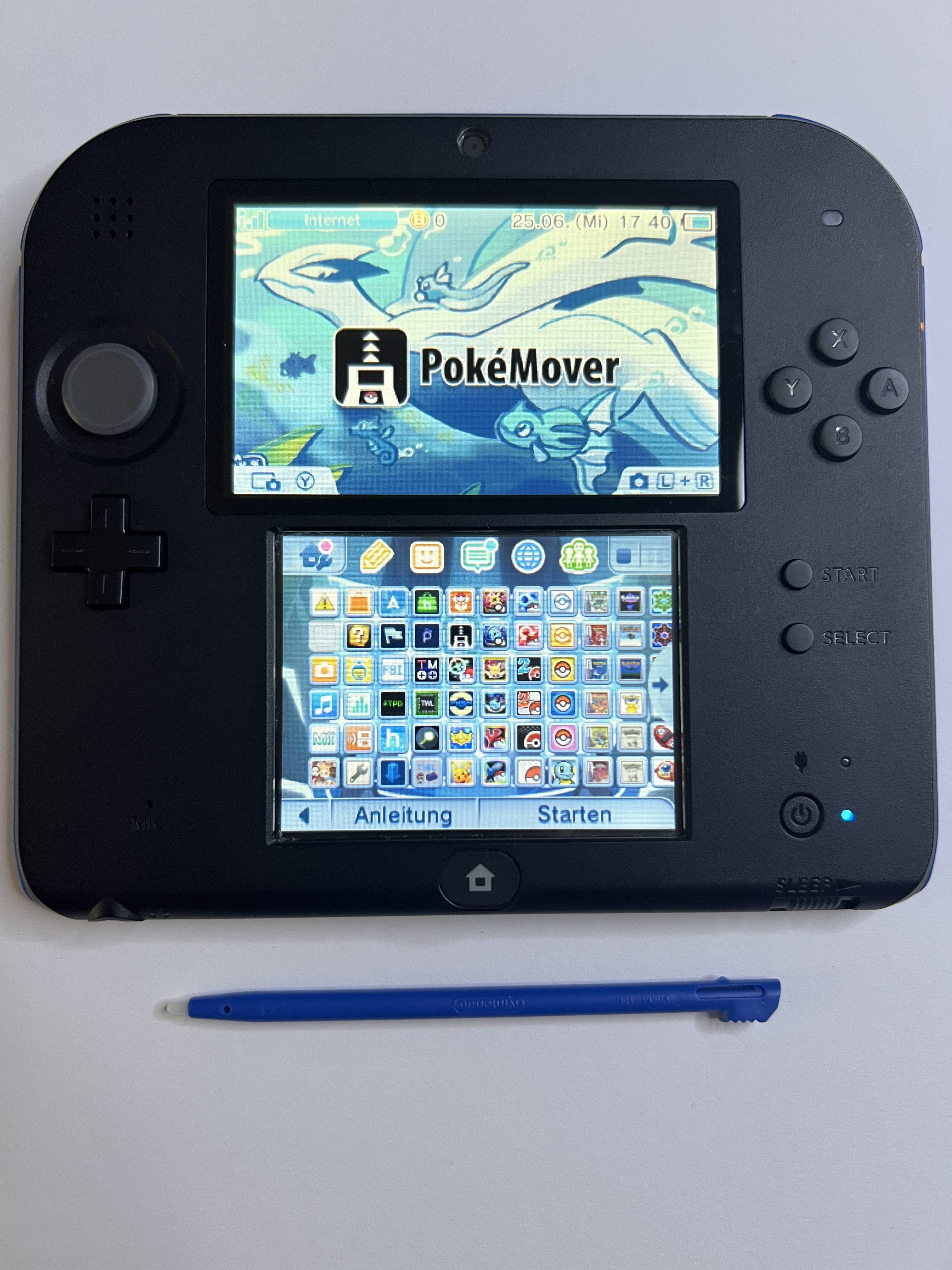 Nintendo 2DS Konsole schwarz blau mit 128GB, Pokemon Bank, Poke Mover & vielen Extras