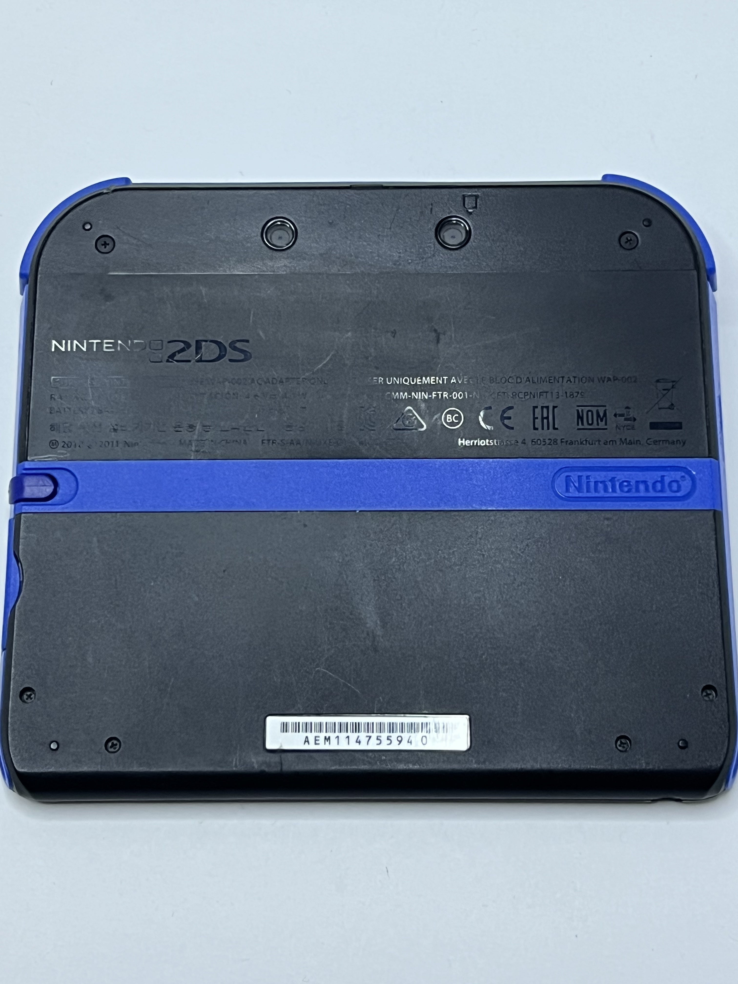Nintendo 2DS Konsole schwarz blau mit 128GB, Pokemon Bank, Poke Mover & vielen Extras