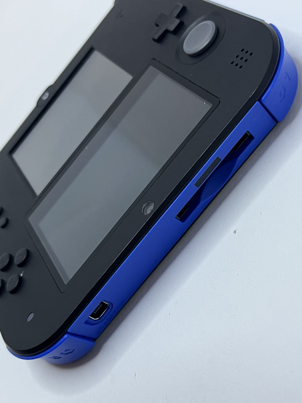 Nintendo 2DS Konsole schwarz blau mit 128GB, Pokemon Bank, Poke Mover & vielen Extras