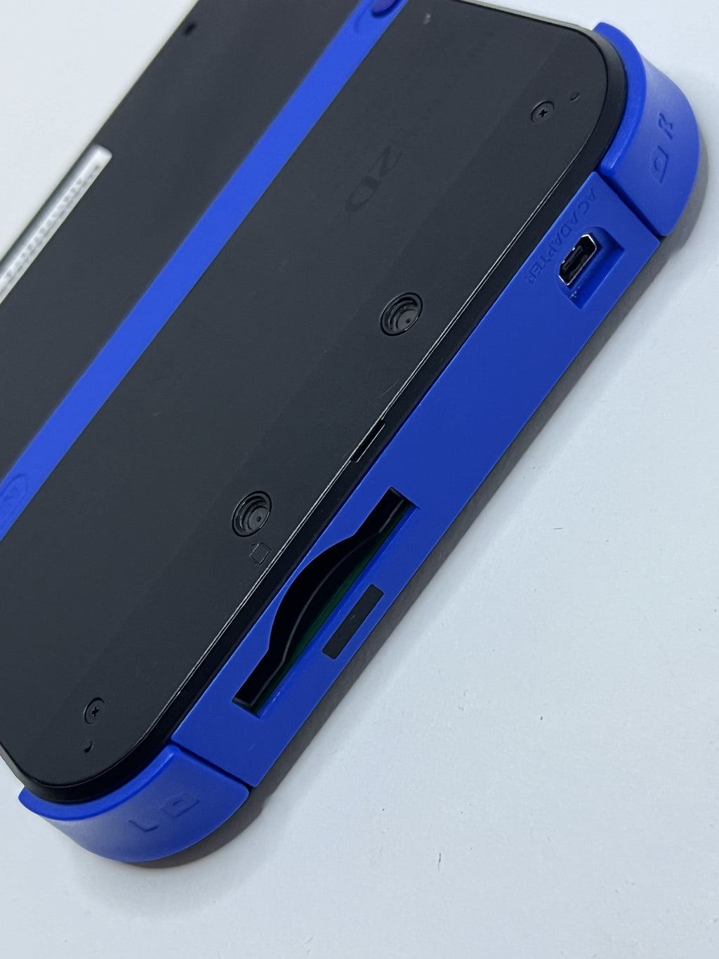 Nintendo 2DS Konsole schwarz blau mit 128GB, Pokemon Bank, Poke Mover & vielen Extras