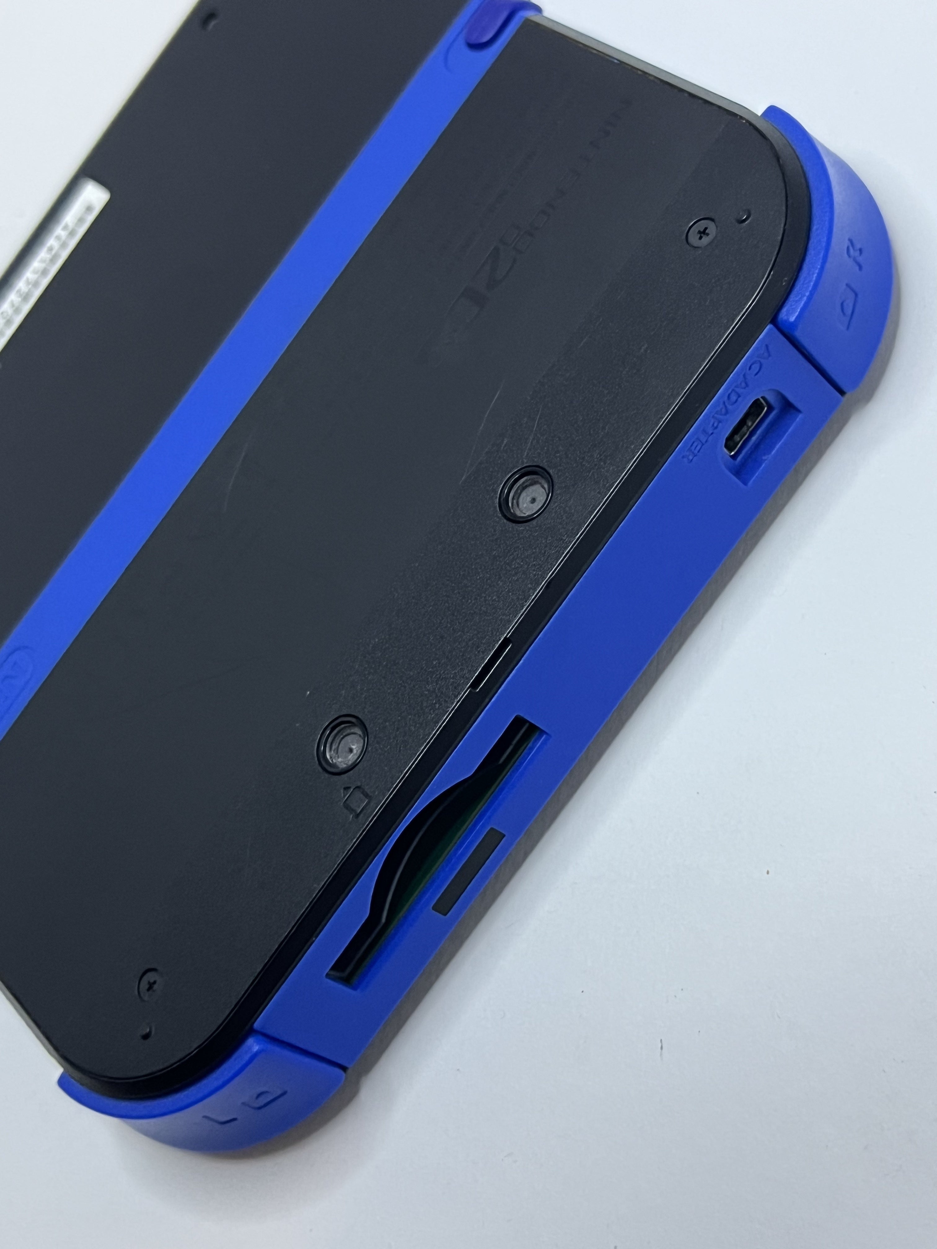 Nintendo 2DS Konsole schwarz blau mit 128GB, Pokemon Bank, Poke Mover & vielen Extras