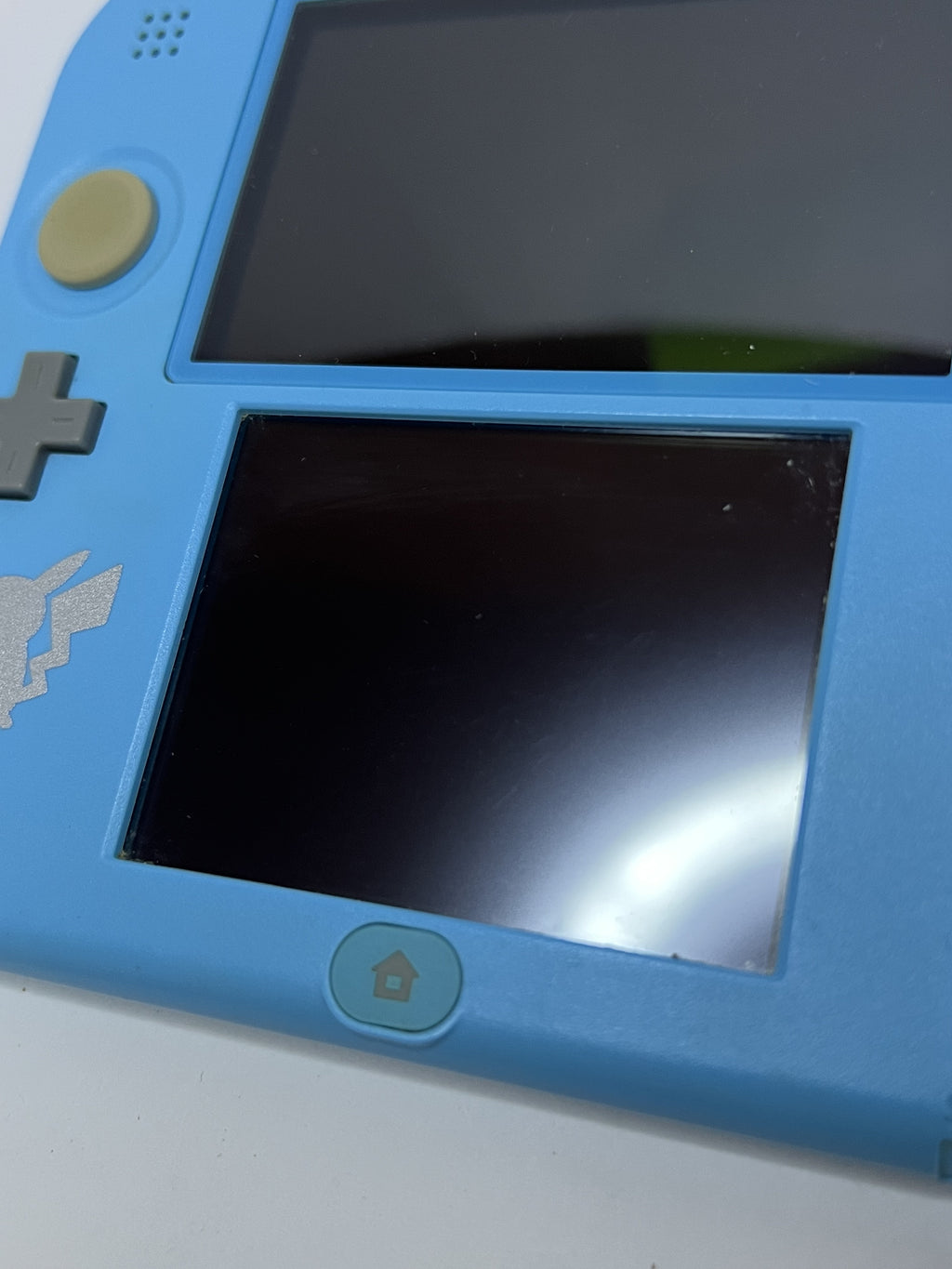 Nintendo 2DS Konsole Pokemon Sonne & Mond Edition mit 128GB, Pokemon Bank, Poke Mover & vielen Extras