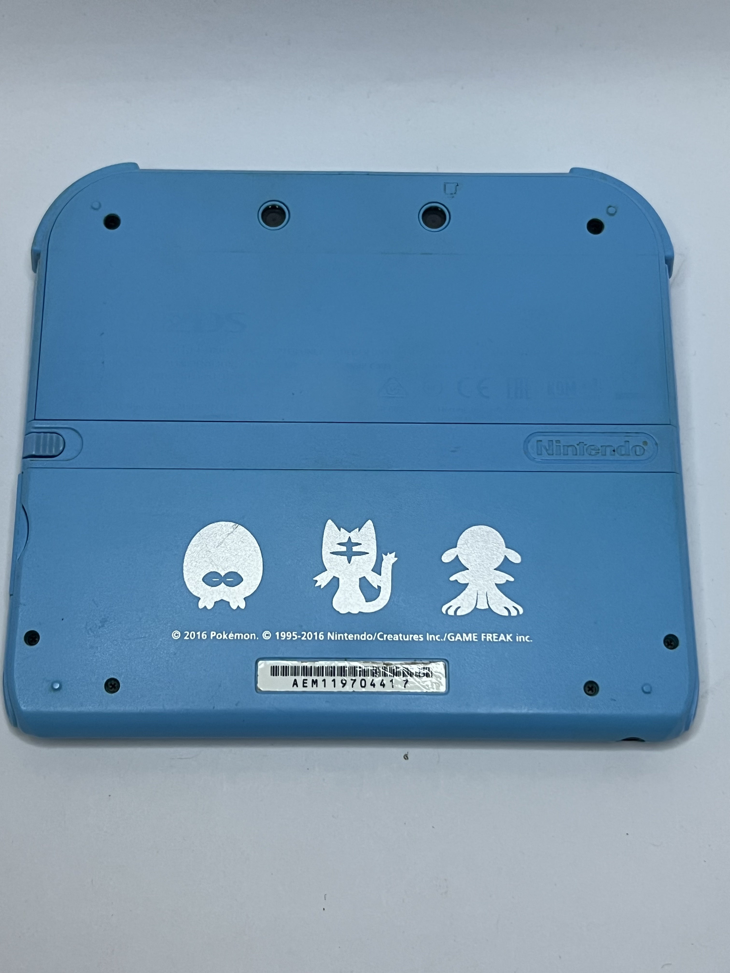 Nintendo 2DS Konsole Pokemon Sonne & Mond Edition mit 128GB, Pokemon Bank, Poke Mover & vielen Extras