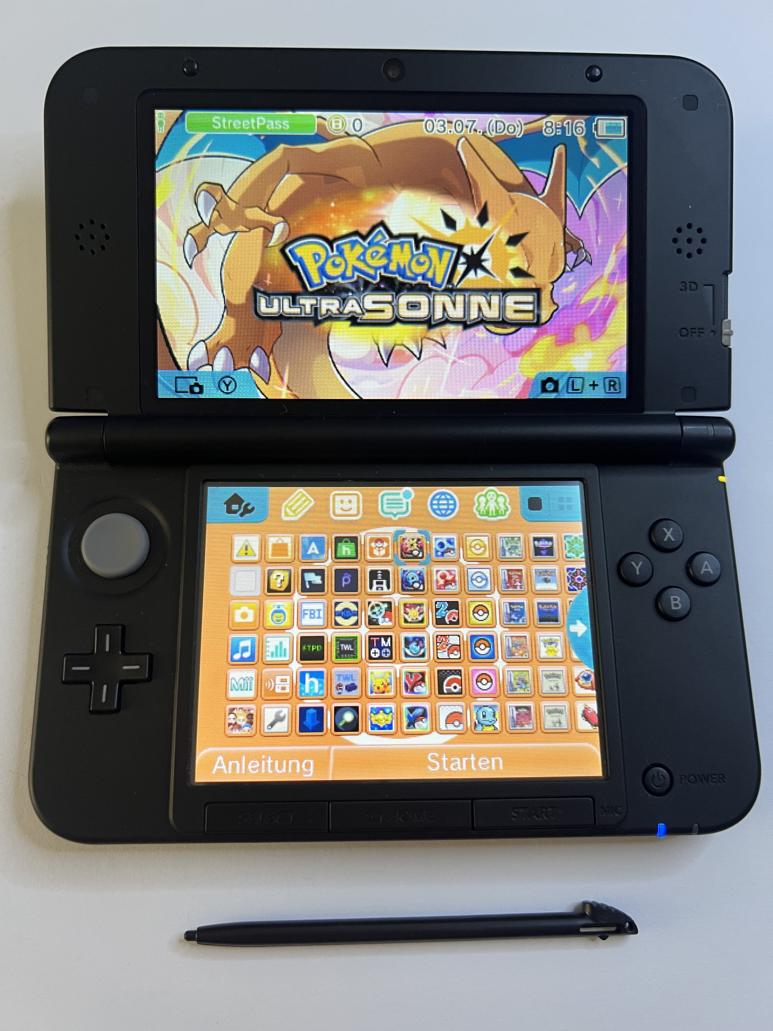 Nintendo 3DS XL Konsole Glurak Edition mit 128GB, Pokemon Bank, Poke Mover & vielen Extras