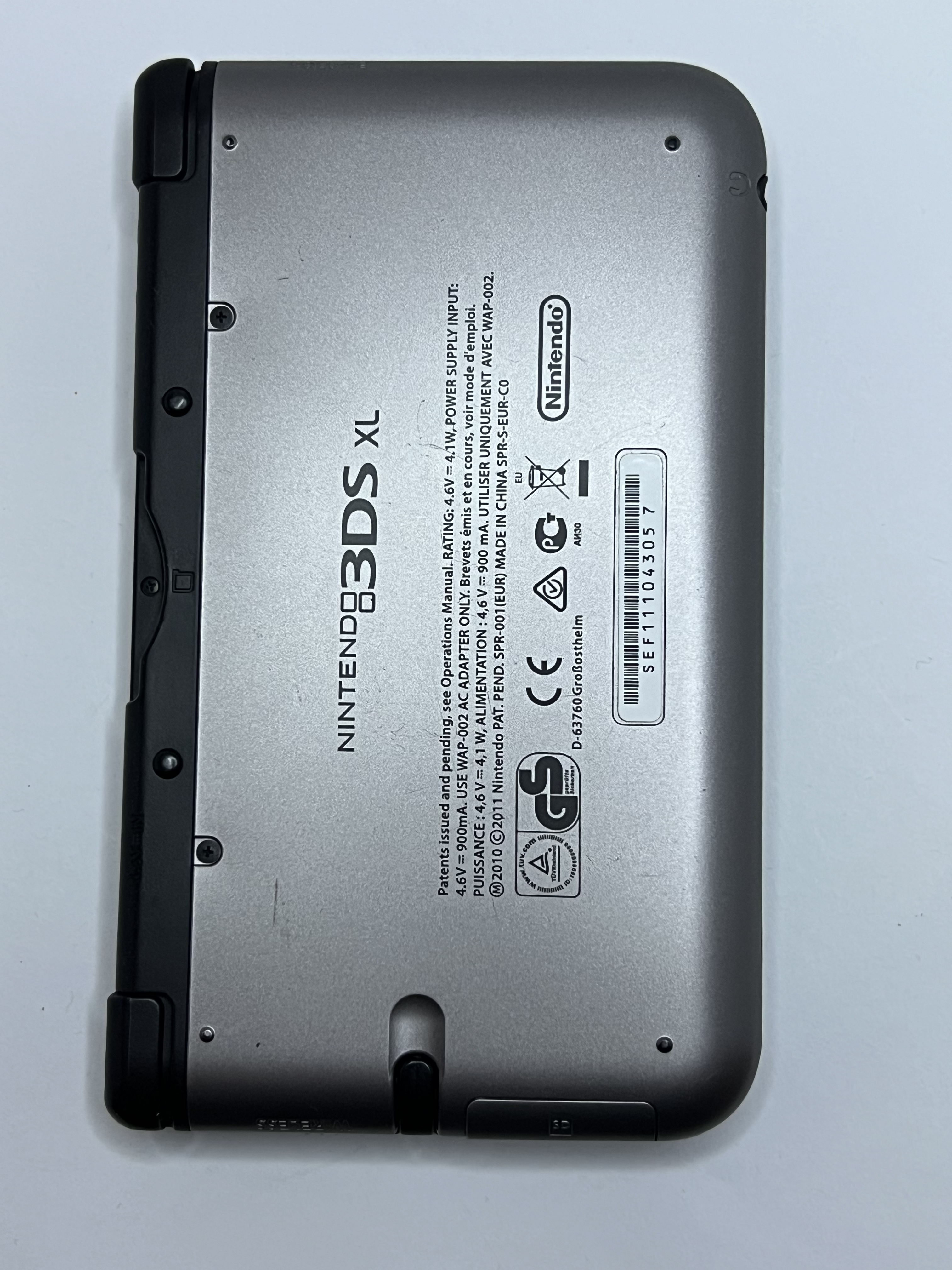 Nintendo 3DS XL Konsole silber in OVP mit 128GB, Pokemon Bank, Poke Mover & vielen Extras