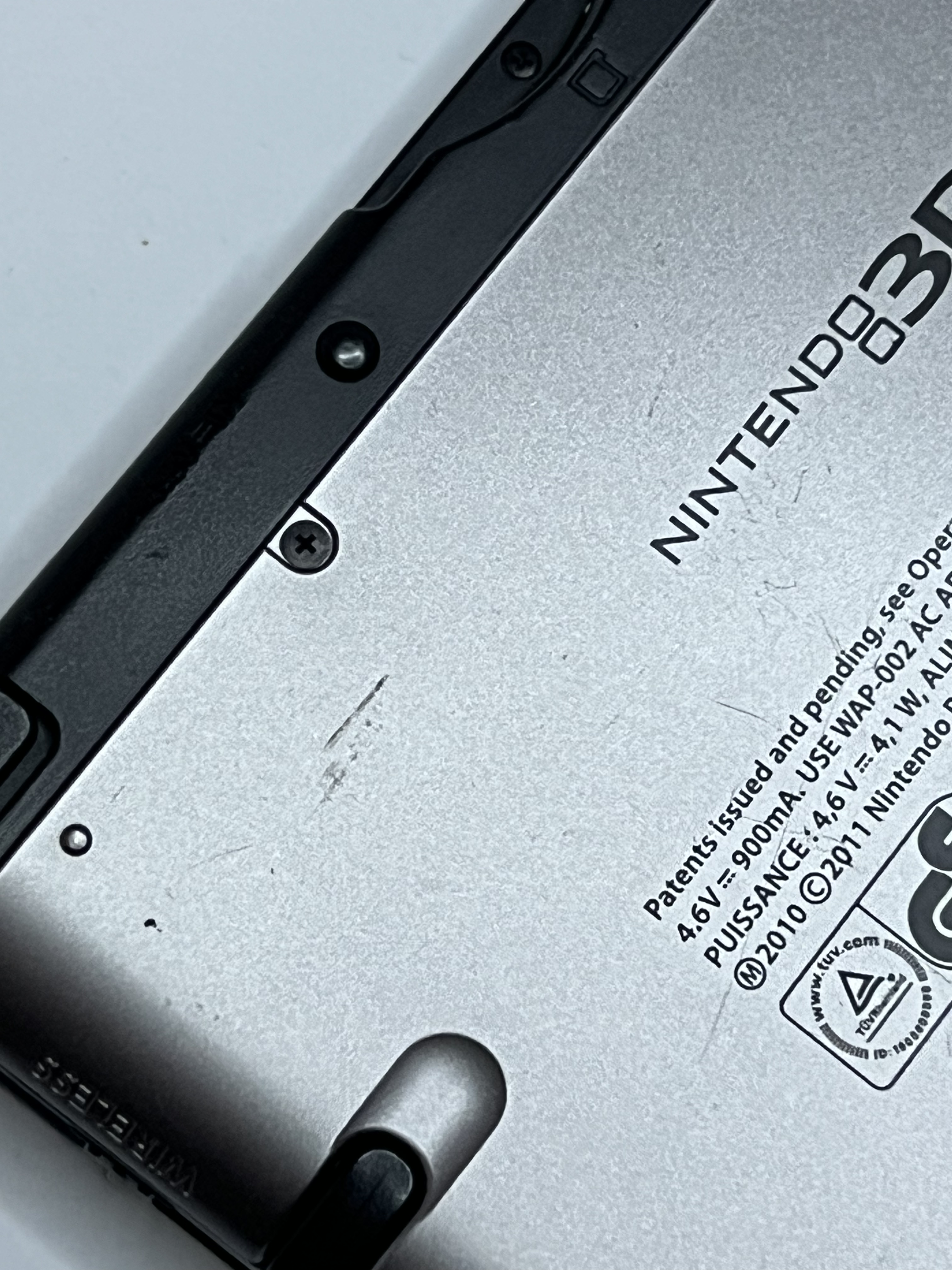 Nintendo 3DS XL Konsole silber in OVP mit 128GB, Pokemon Bank, Poke Mover & vielen Extras