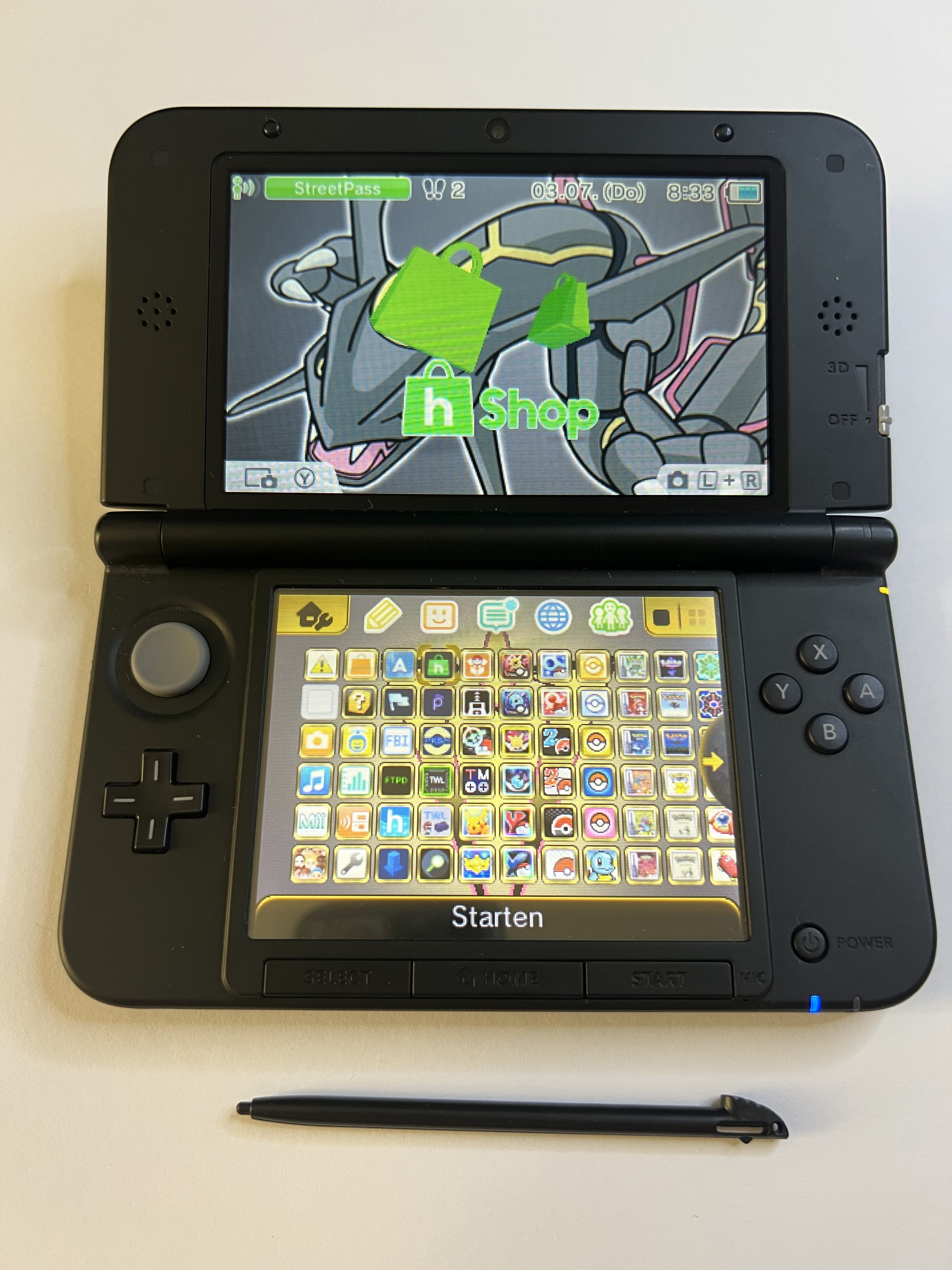 Nintendo 3DS XL Konsole schwarz mit 128GB, Pokemon Bank, Poke Mover & vielen Extras