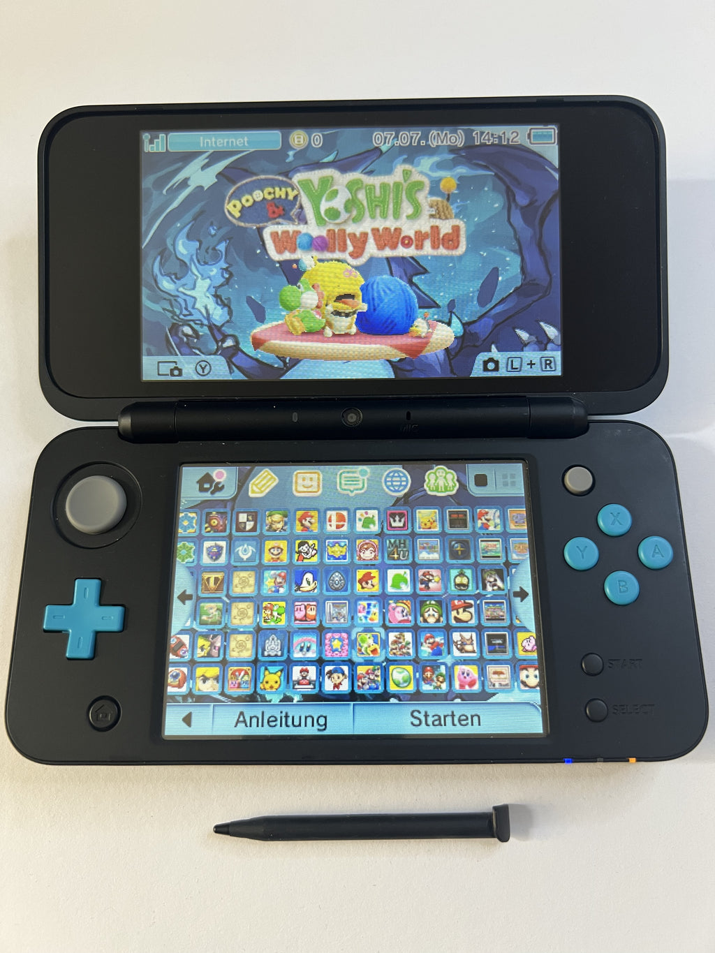 Nintendo New 2DS XL Konsole in neon blau mit 128GB, Pokemon Bank, Poke Mover & vielen Extras