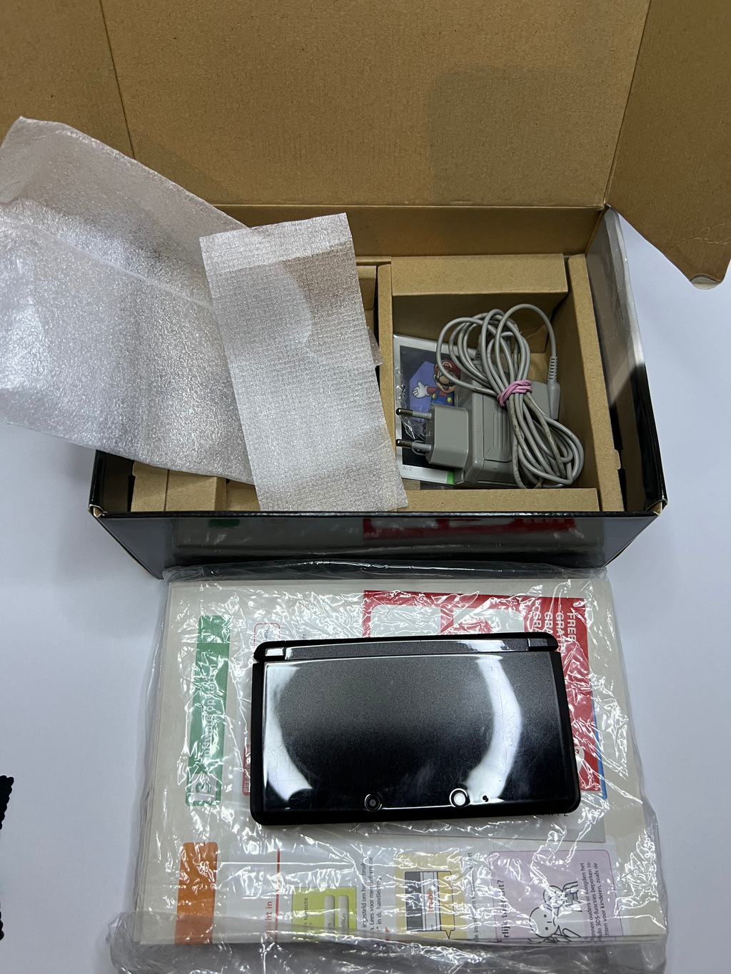 Nintendo 3DS Konsole schwarz mit OVP, 128GB, Pokemon Bank, Poke Mover & vielen Extras