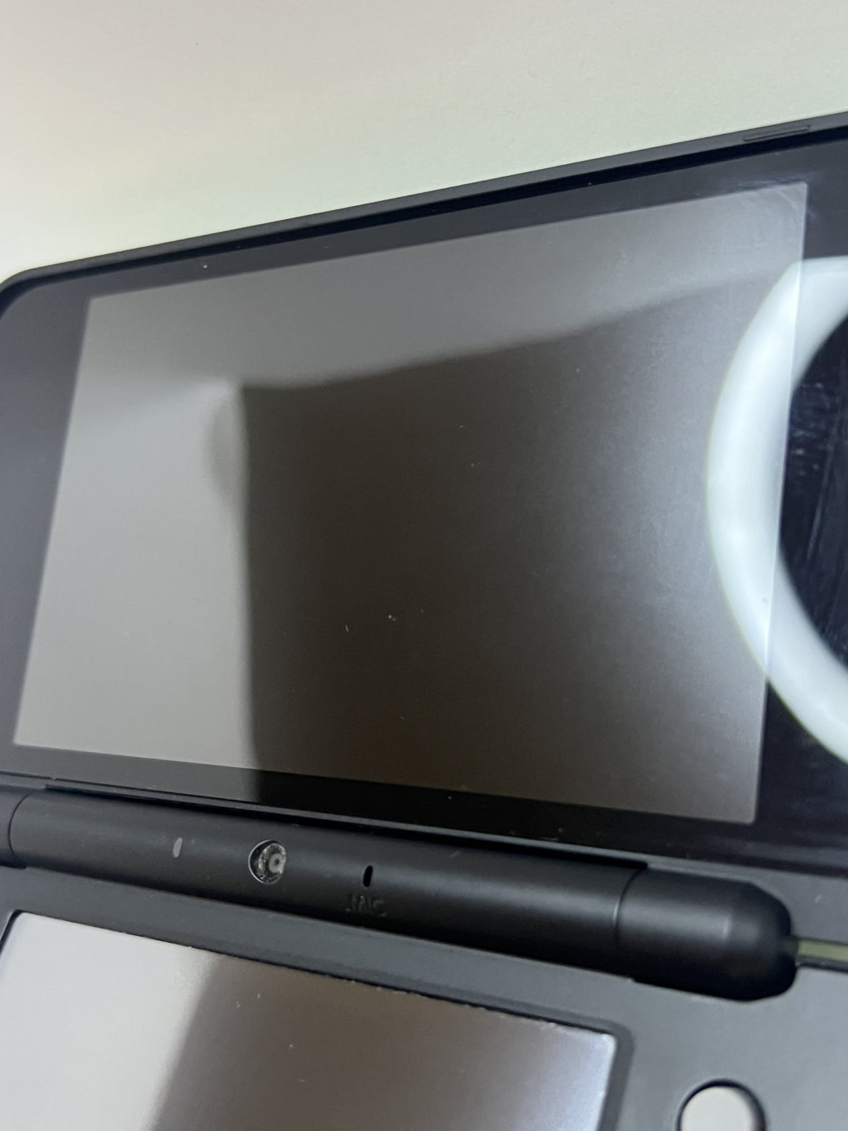 Nintendo New 2DS XL Konsole in schwarz neon grün mit 128GB, Pokemon Bank, Poke Mover & vielen Extras