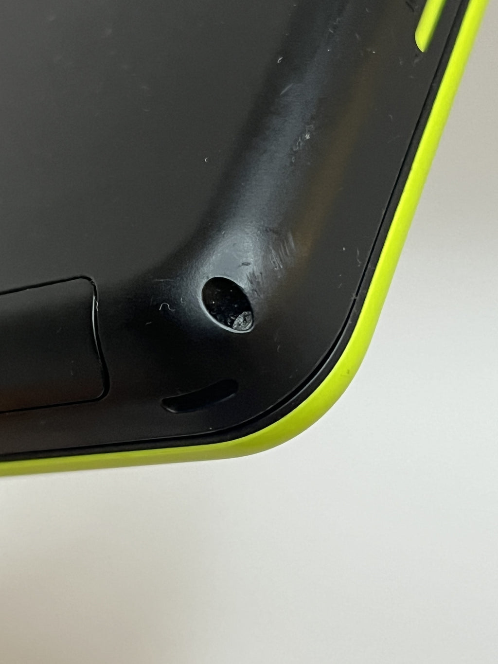 Nintendo New 2DS XL Konsole in schwarz neon grün mit 128GB, Pokemon Bank, Poke Mover & vielen Extras