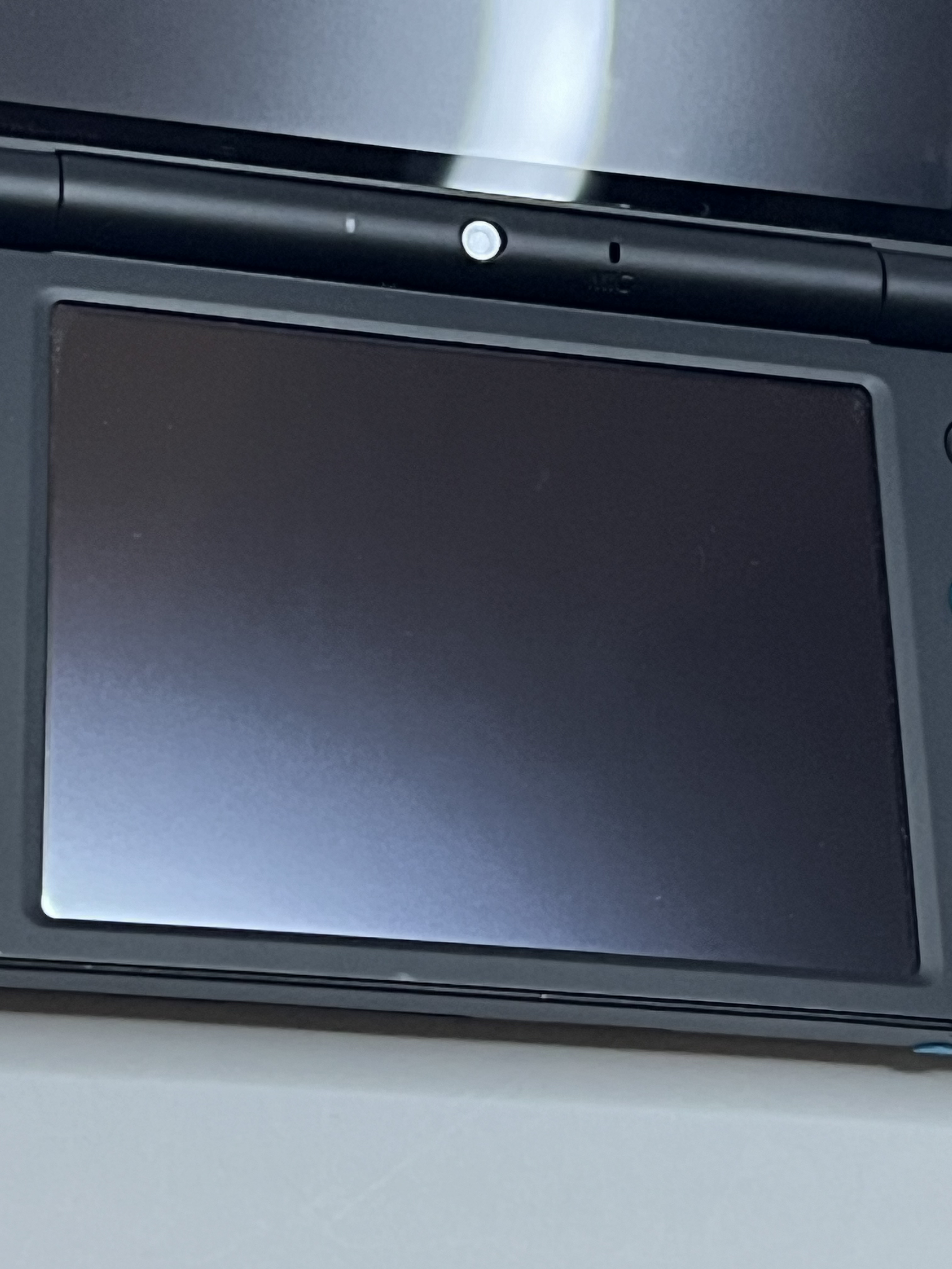 Nintendo New 2DS XL Konsole in neon blau mit 128GB, Pokemon Bank, Poke Mover & vielen Extras