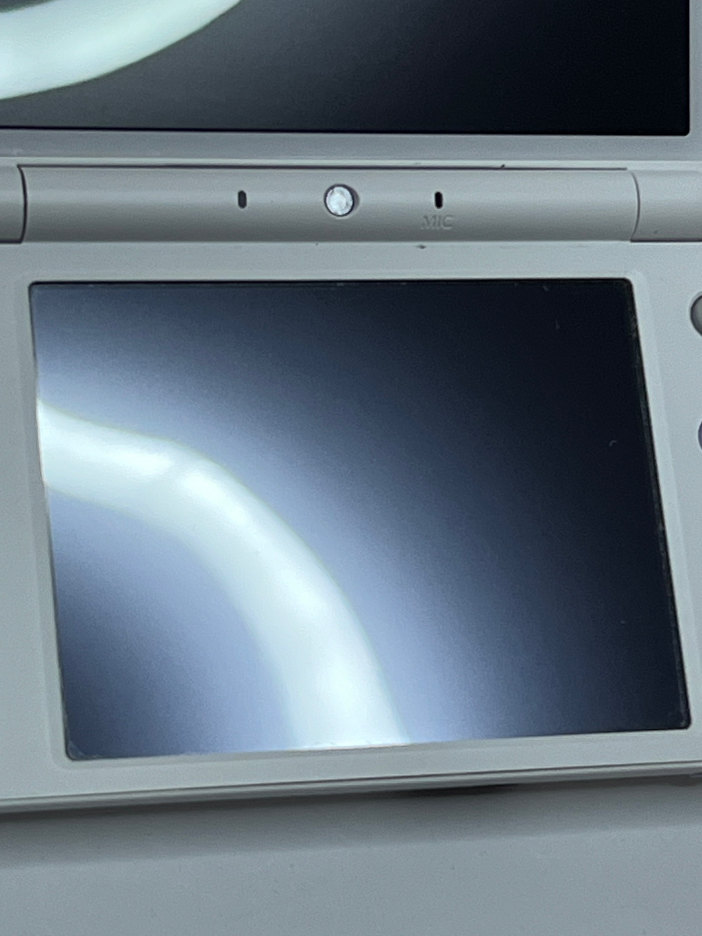 Nintendo New 2DS XL Konsole in weiß lavendel lila mit 128GB, Pokemon Bank, Poke Mover & vielen Extras