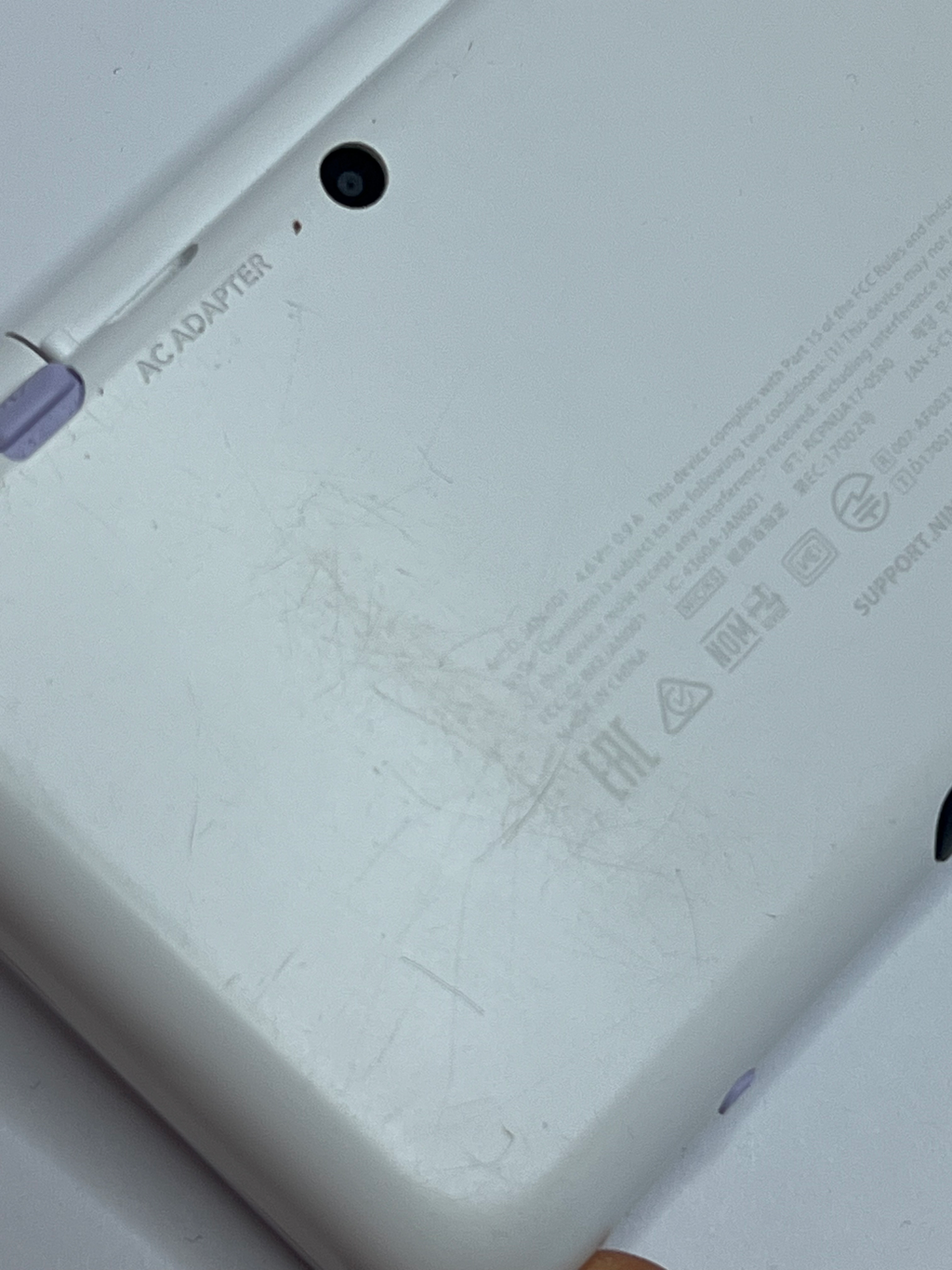 Nintendo New 2DS XL Konsole in weiß lavendel lila mit 128GB, Pokemon Bank, Poke Mover & vielen Extras
