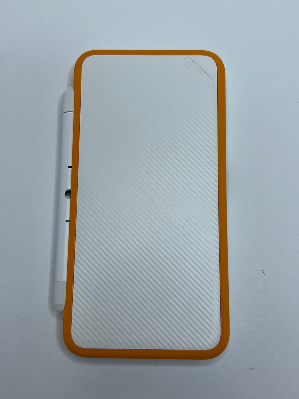 Nintendo New 2DS XL Konsole in weiß orange mit 128GB, Pokemon Bank, Poke Mover & vielen Extras