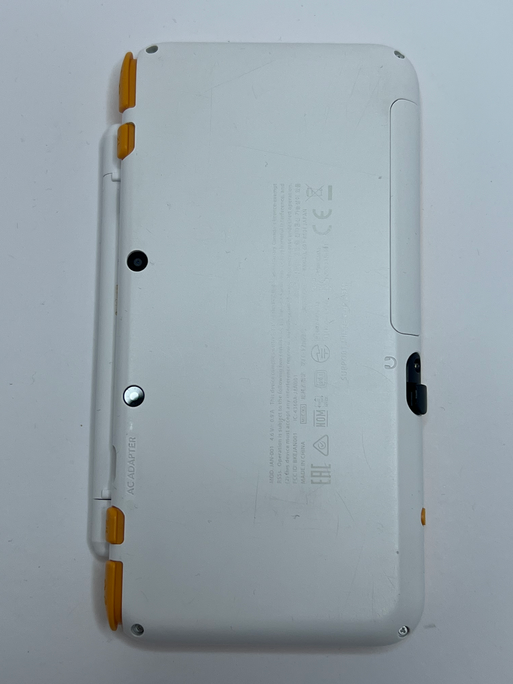 Nintendo New 2DS XL Konsole in weiß orange mit 128GB, Pokemon Bank, Poke Mover & vielen Extras