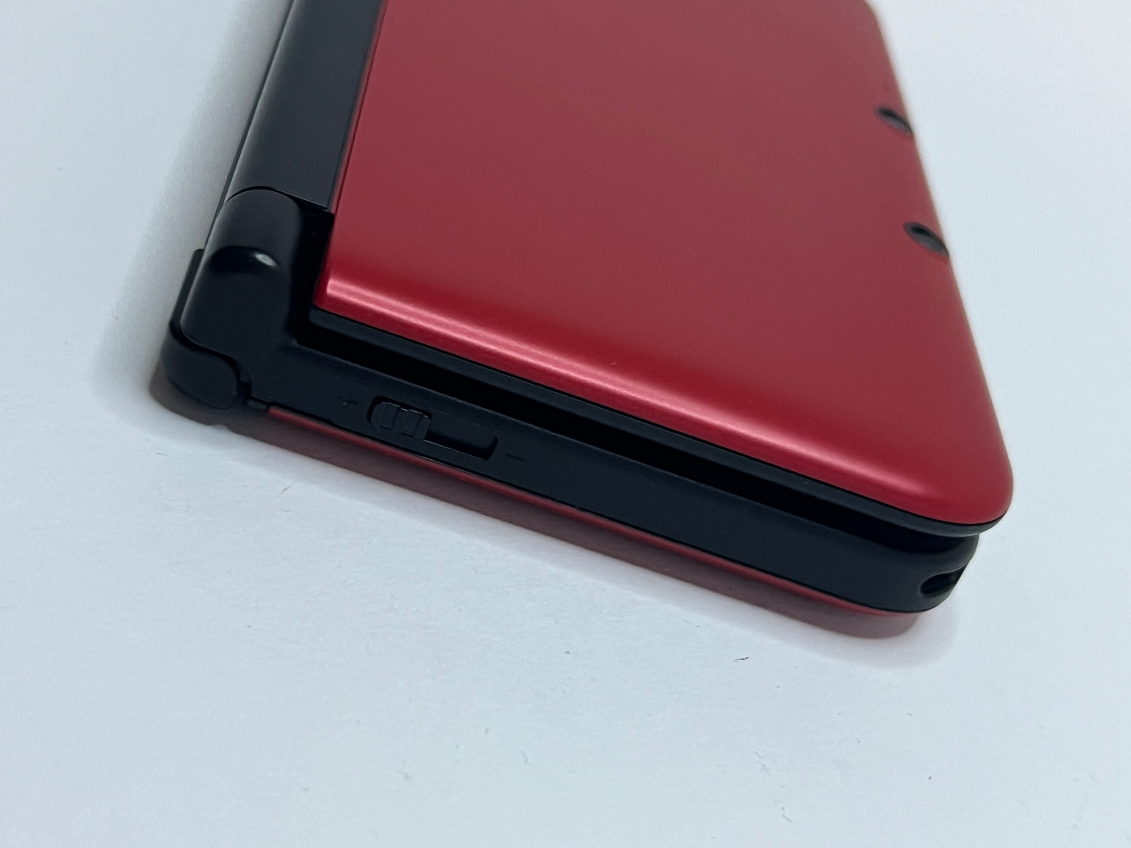 Nintendo 3DS XL Konsole rot CIB mit OVP, 128GB, Pokemon Bank, Poke Mover & vielen Extras