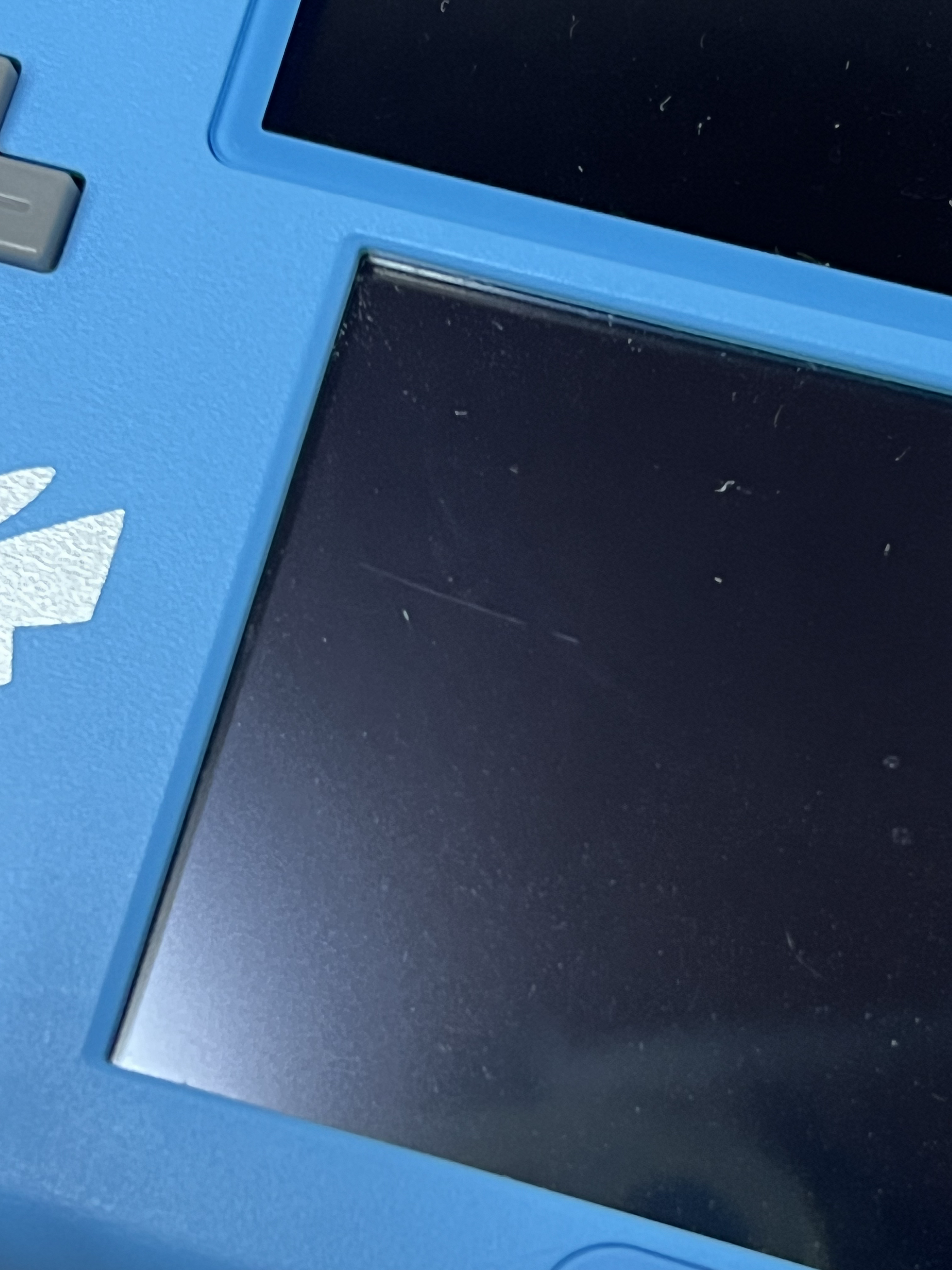 Nintendo 2DS Konsole Pokemon Mond Edition mit 128GB, Pokemon Bank, Poke Mover & vielen Extras