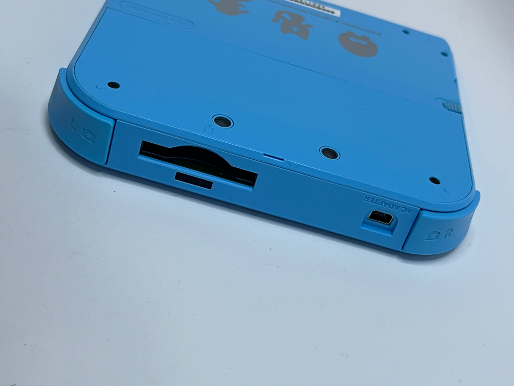 Nintendo 2DS Konsole Pokemon Mond Edition mit 128GB, Pokemon Bank, Poke Mover & vielen Extras