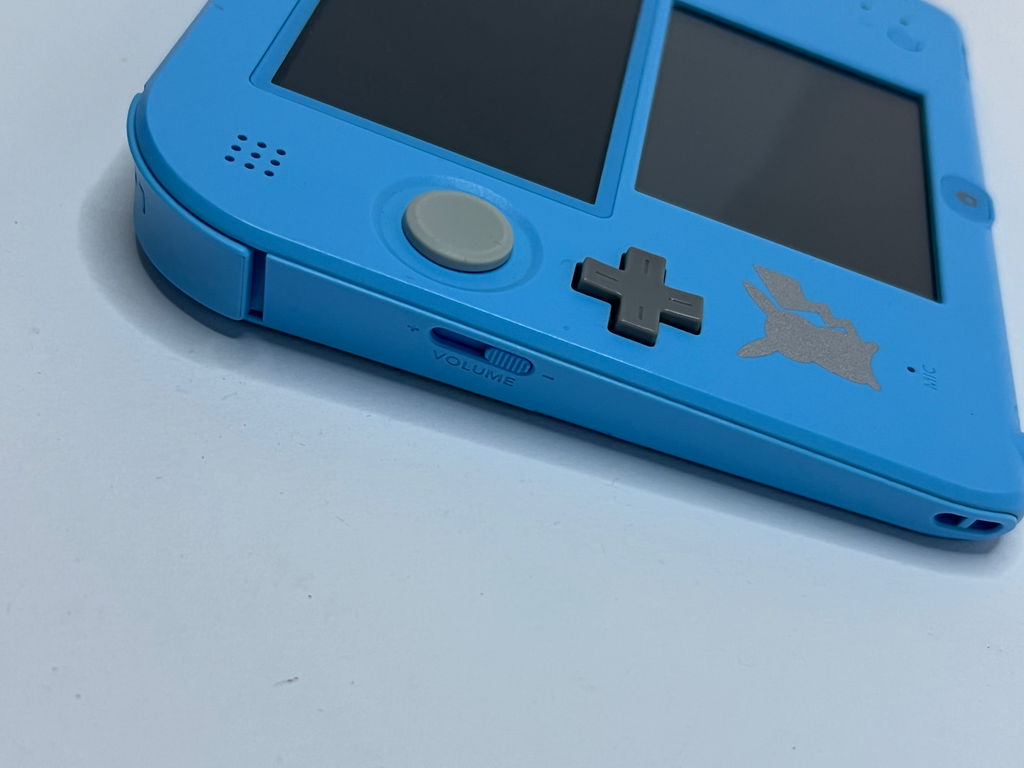 Nintendo 2DS Konsole Pokemon Mond Edition mit 128GB, Pokemon Bank, Poke Mover & vielen Extras