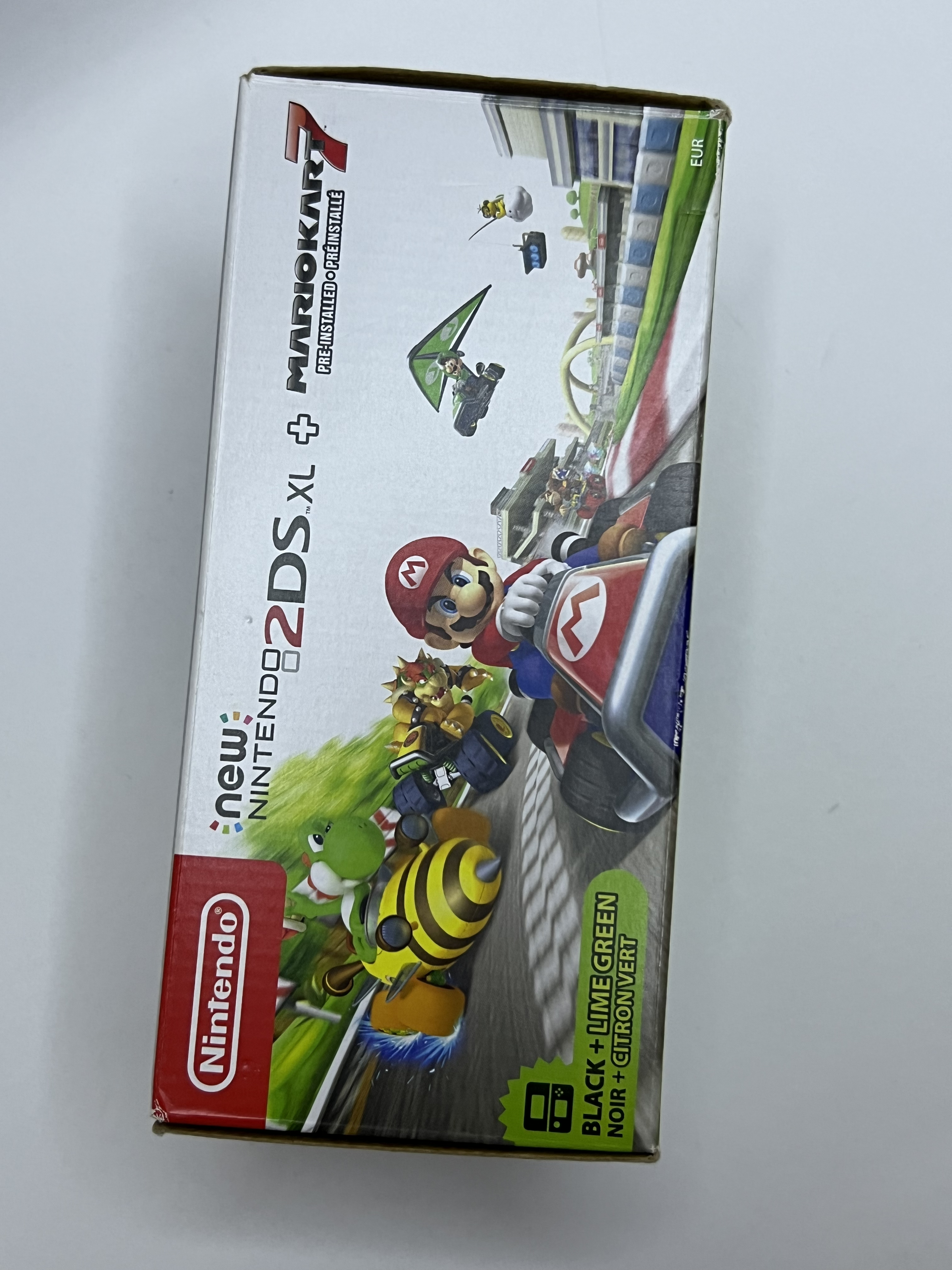 Nintendo New 2DS XL Konsole in neon grün in OVP mit 128GB, Pokemon Bank, Poke Mover & vielen Extras